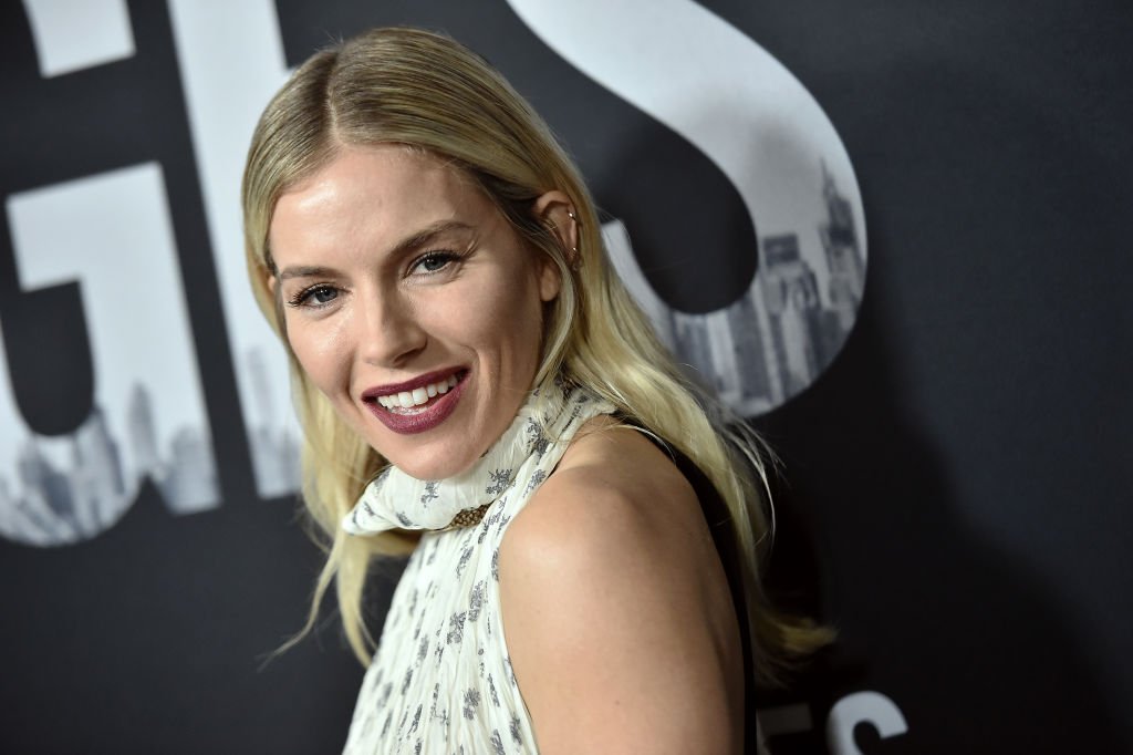 Sienna Miller attends the "21 Bridges" New York screening at AMC Lincoln Square Theater on November 19, 2019 | Photo: Getty Images