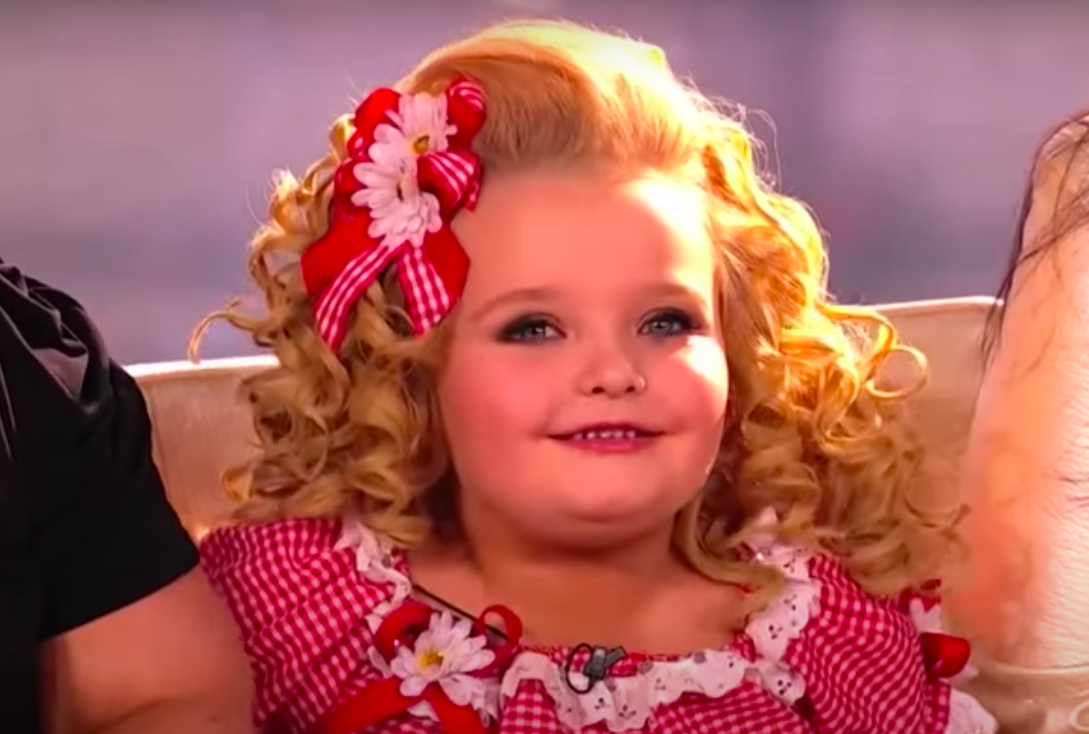 A screenshot of Alana 'Honey Boo Boo' Thompson talking about how she got her stage name from a YouTube video of an Anderson Cooper interview posted on February 17, 2012 | Source: YouTube.com/Anderson