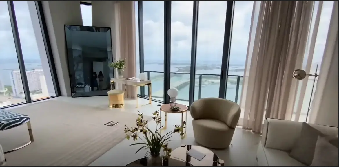 A similar floor plan of David Beckham and Victoria Beckham's penthouse | Youtube.com/Miami New Luxury Developments
