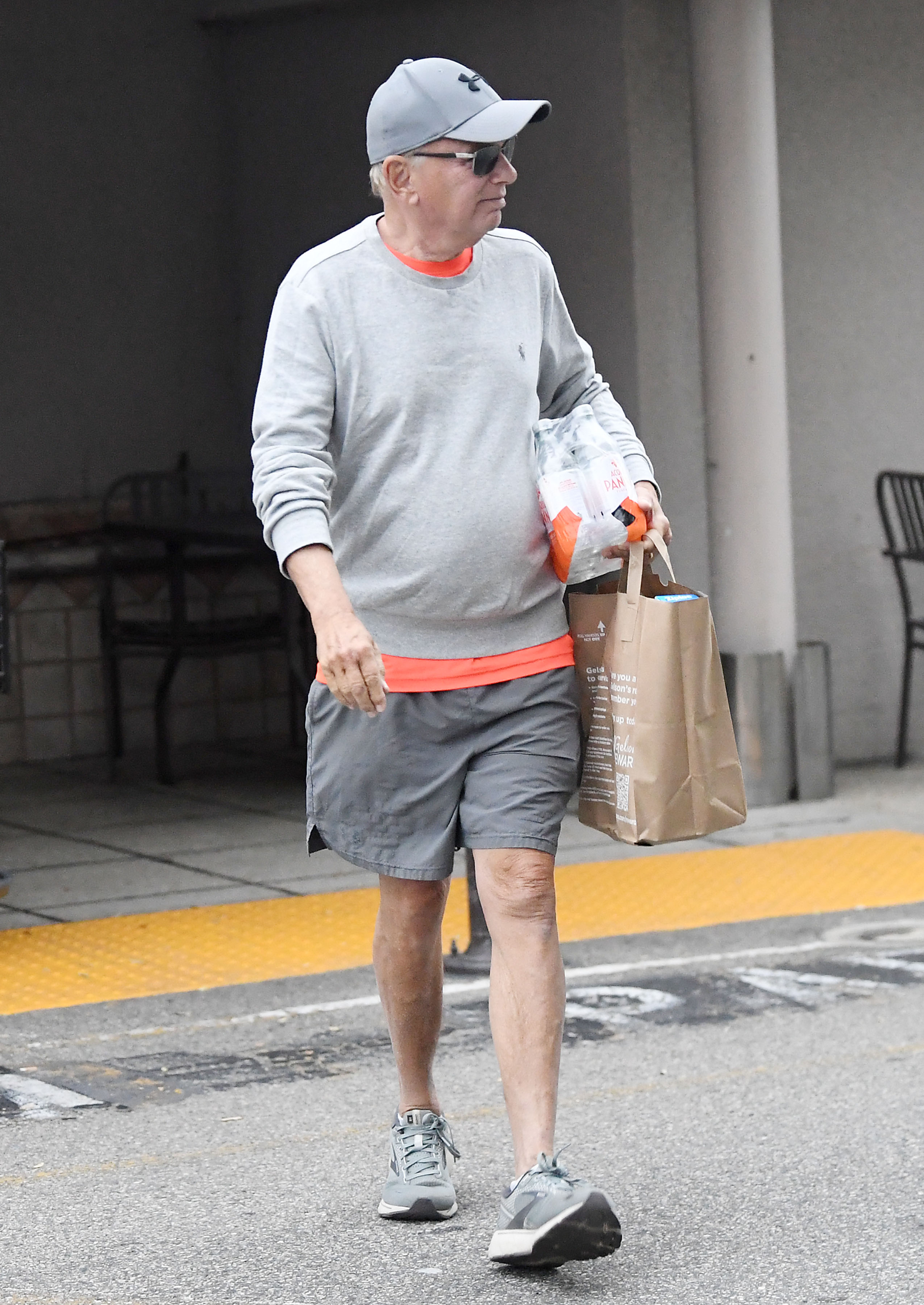 Pat Sajak with a bag of groceries on April 12, 2024 | Source: Getty Images