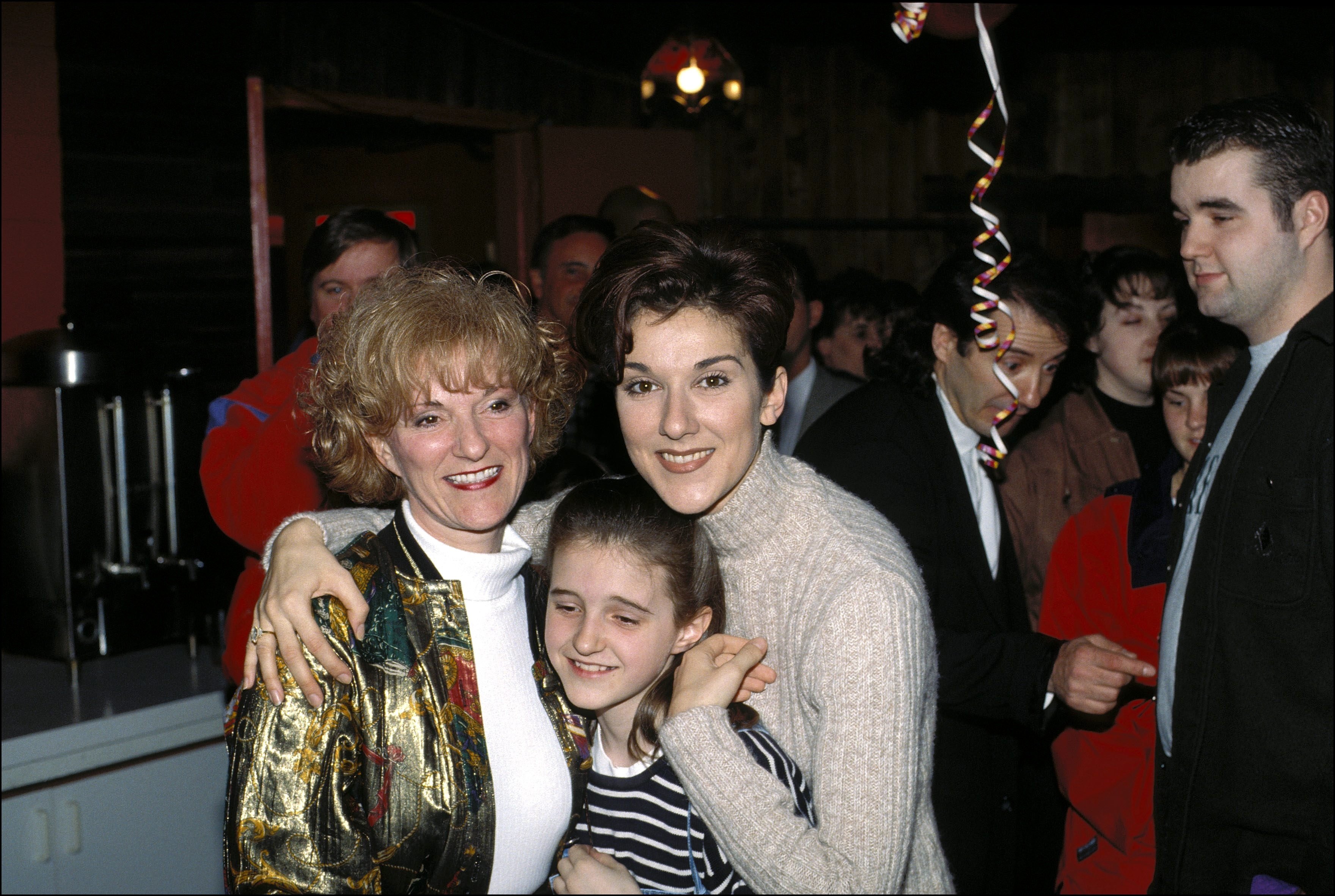 Celine Dion with with her sister Claudette Dion on March 31, 1995. | Source: Getty Images