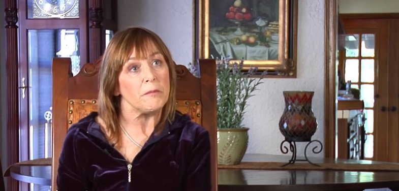 Geri Jewell speaking at a interview.| Photo: YouTube/ FoundationINTERVIEWS.