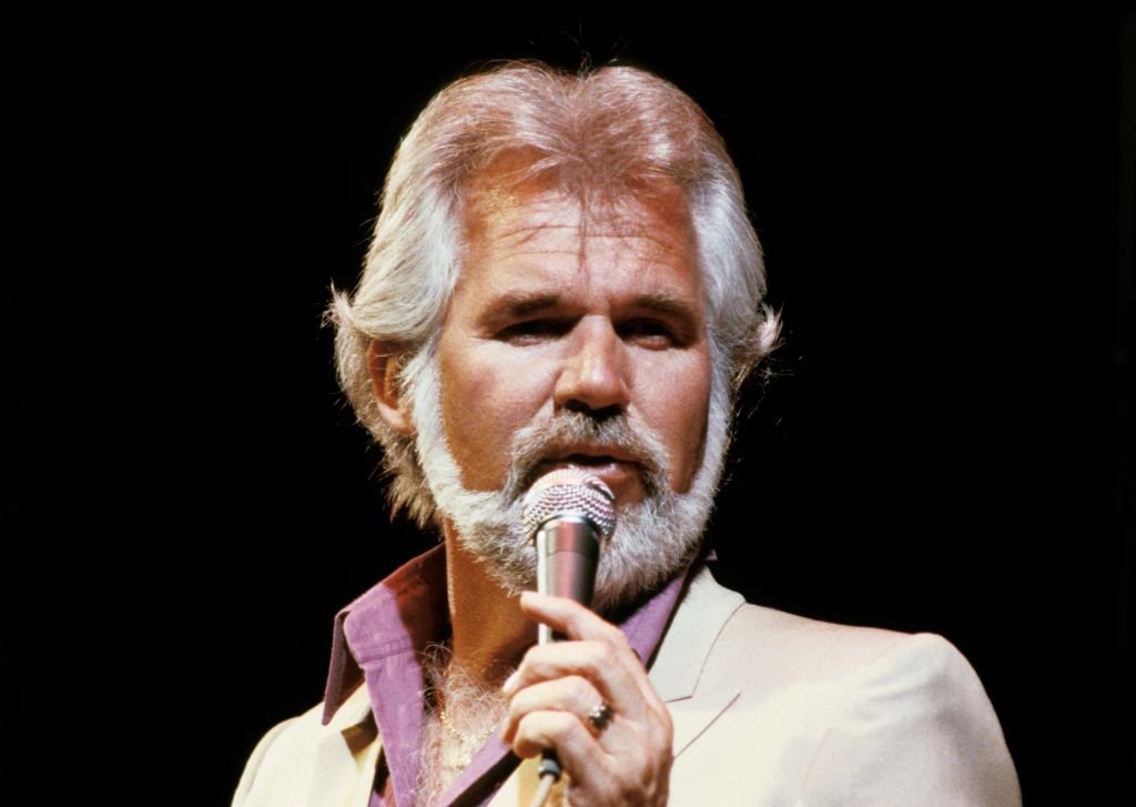 Picture of Kenny Rodgers, circa 1990 | Source: Getty Images