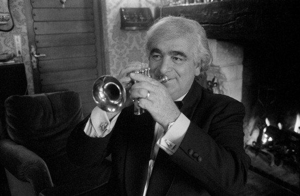 Le trompettiste français Maurice André en avril 1983 à Paris|Photo : Getty Images.