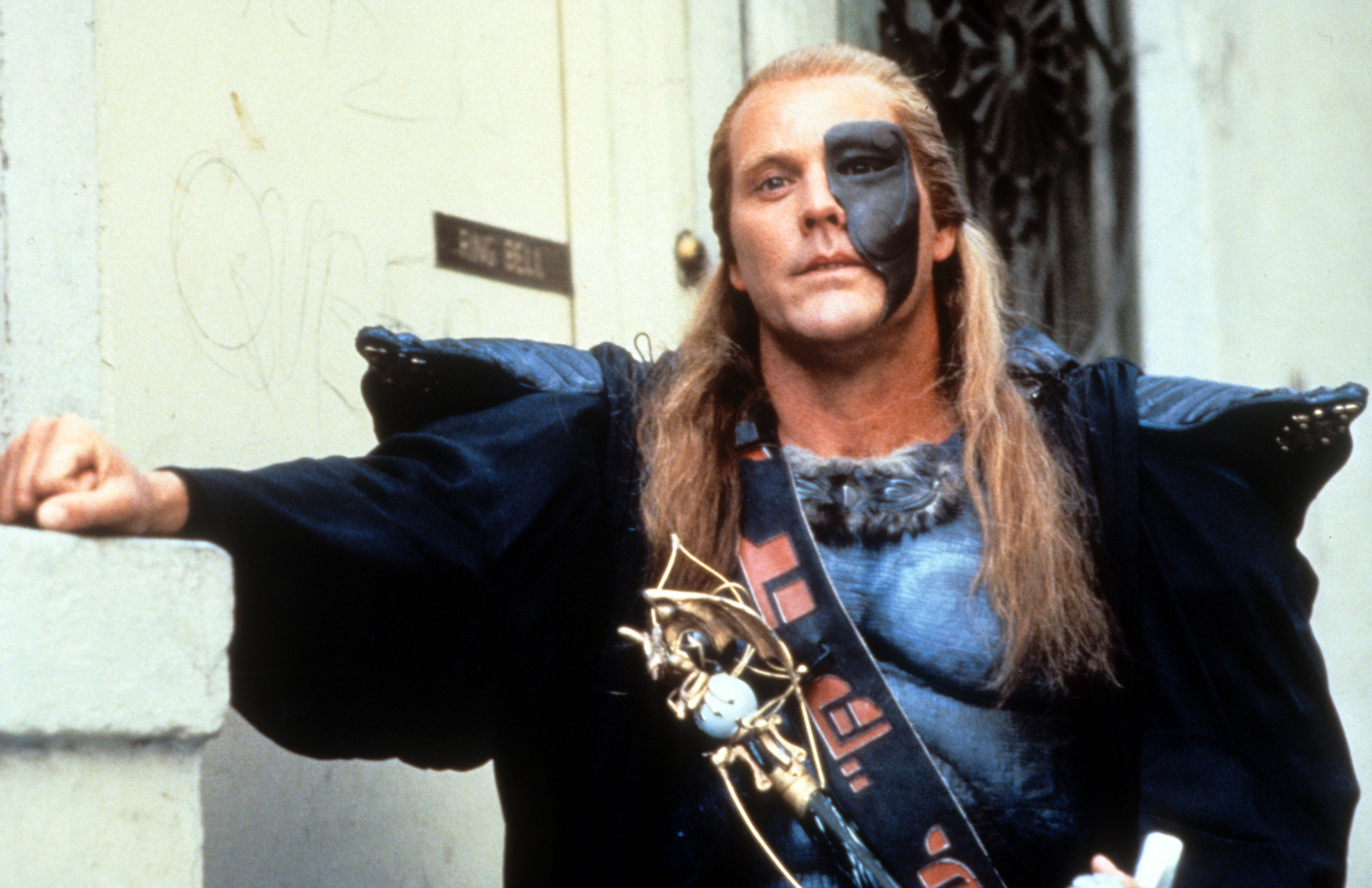 Wings Hauser in a scene from the film "Beastmaster 2: Through The Portal Of Time," circa 1991 | Source: Getty Images