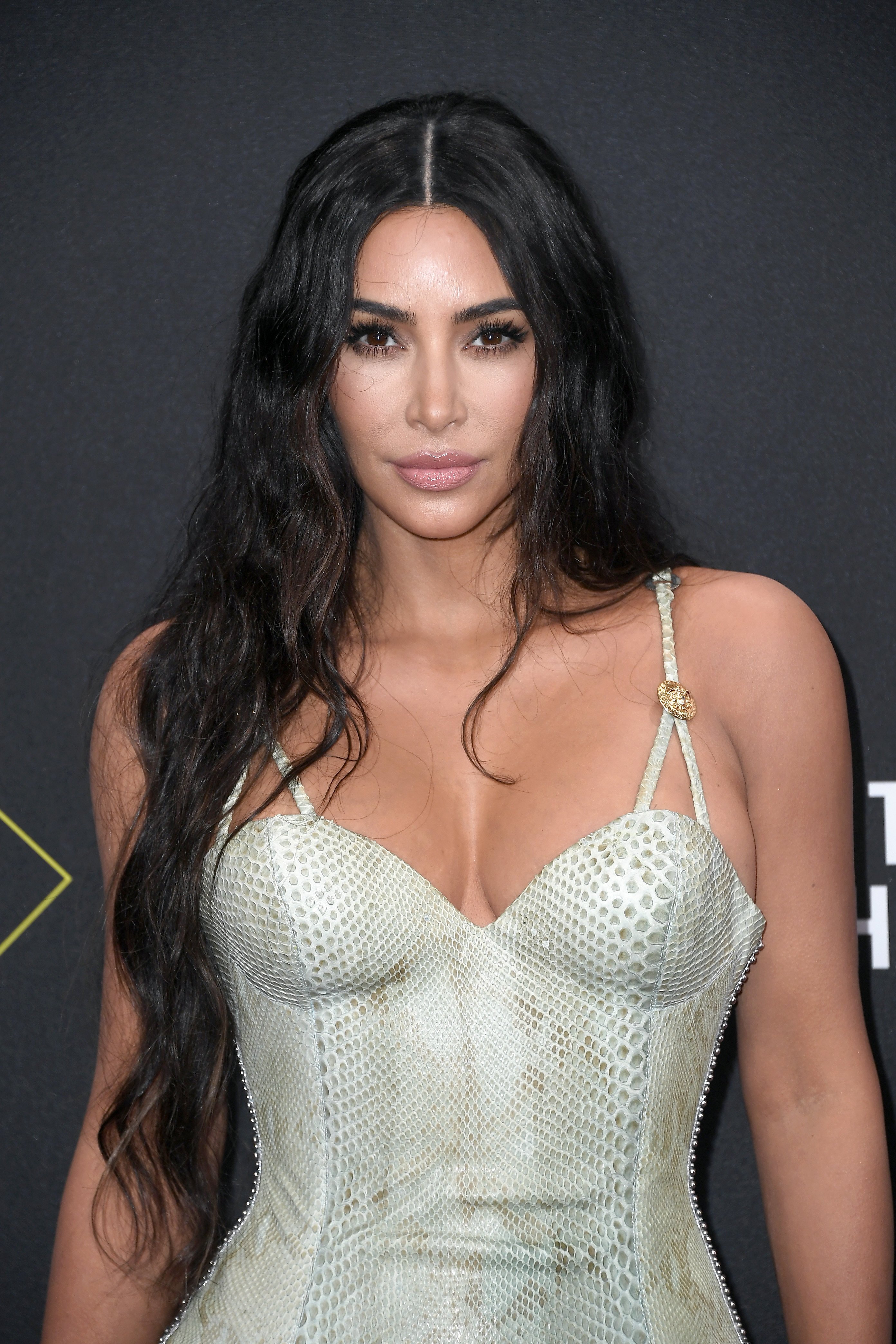  Kim Kardashian at the 2019 E! People's Choice Awards | Source: Getty Images