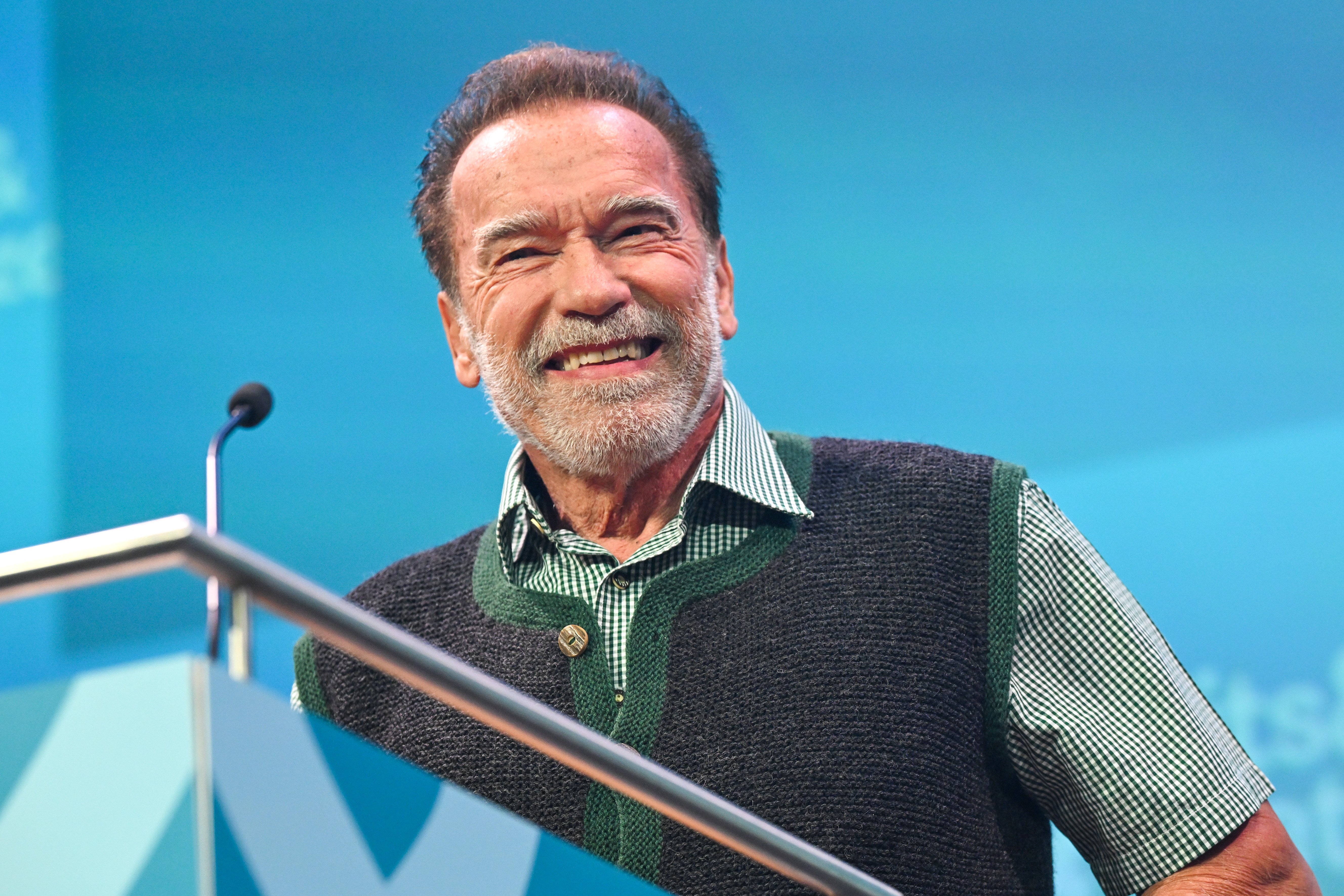 Arnold Schwarzenegger en Bits & Pretzels en ICM Munich, el 25 de septiembre de 2022 en Munich, Alemania. | Foto: Getty Images