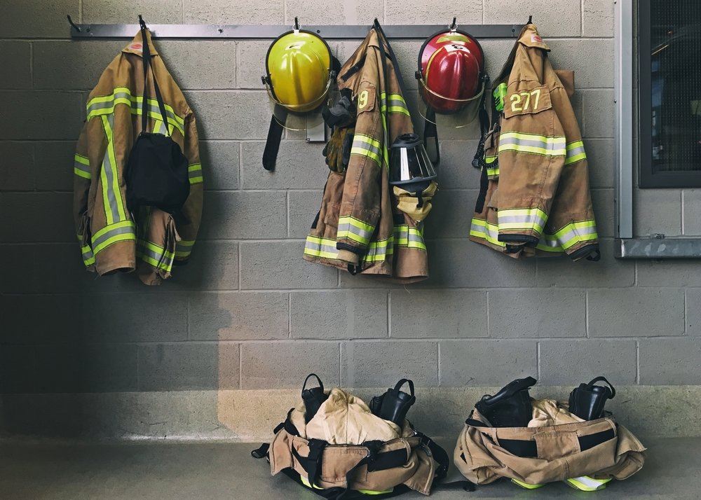 Uniformes de bomberos | Imagen tomada de: Shutterstock Uniformes de bomberos | Imagen tomada de: Shutterstock