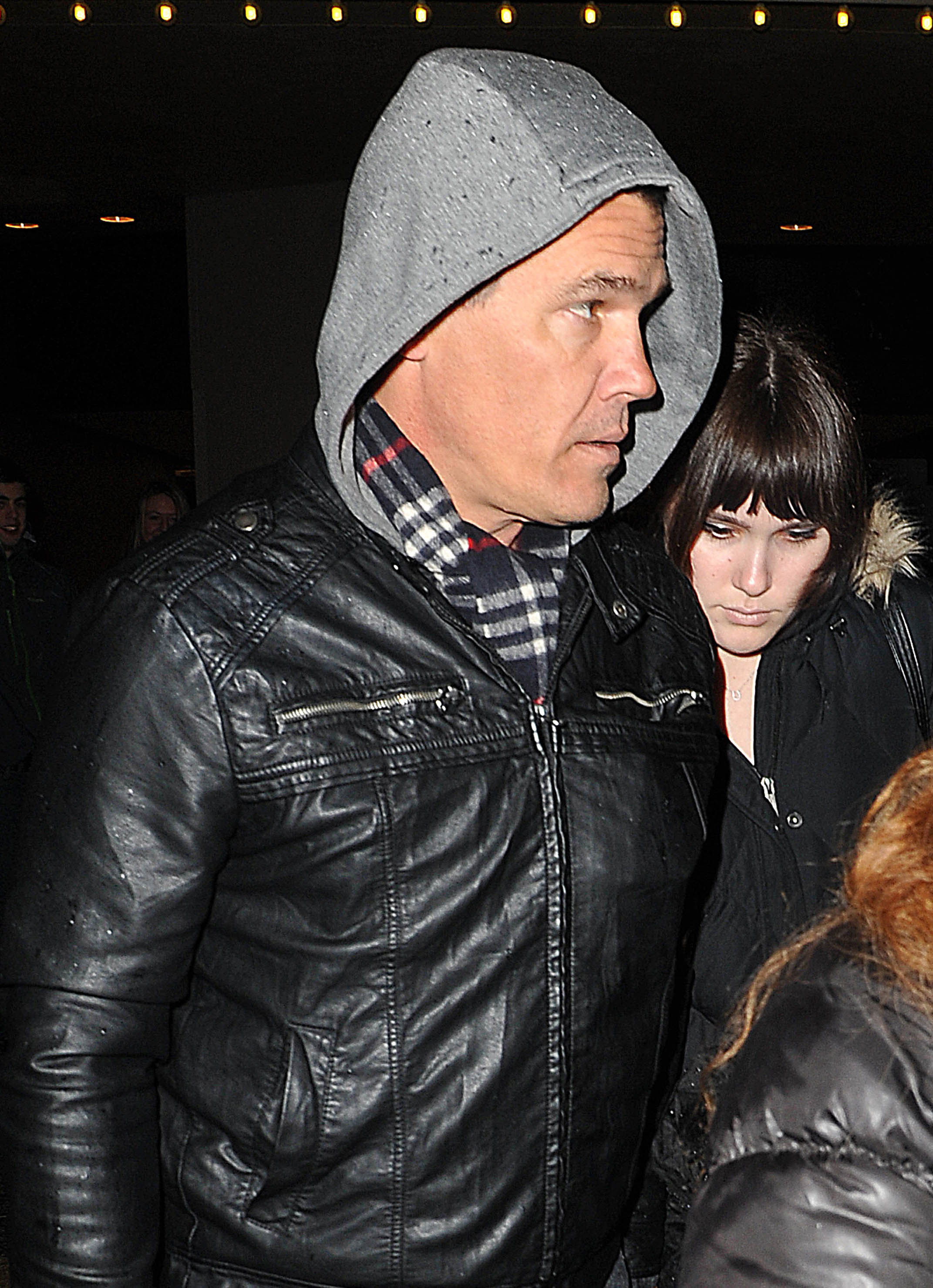 Josh Brolin and his daughter Eden Brolin were spotted walking through New York City on February 23, 2013. | Source: Getty Images