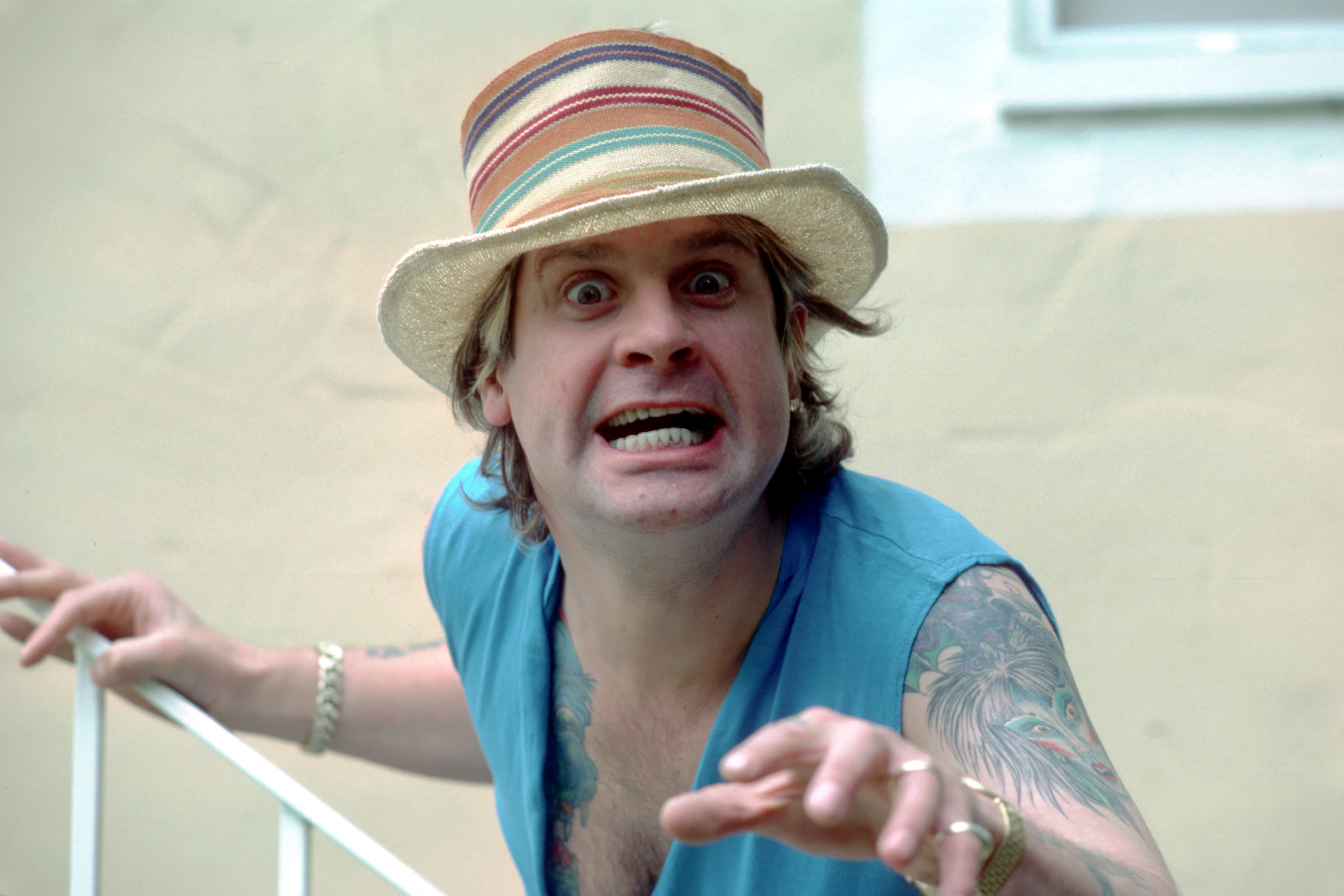 Ozzy Osbourne photographed at his home in Los Angeles, California, 1987. | Source: Getty Images