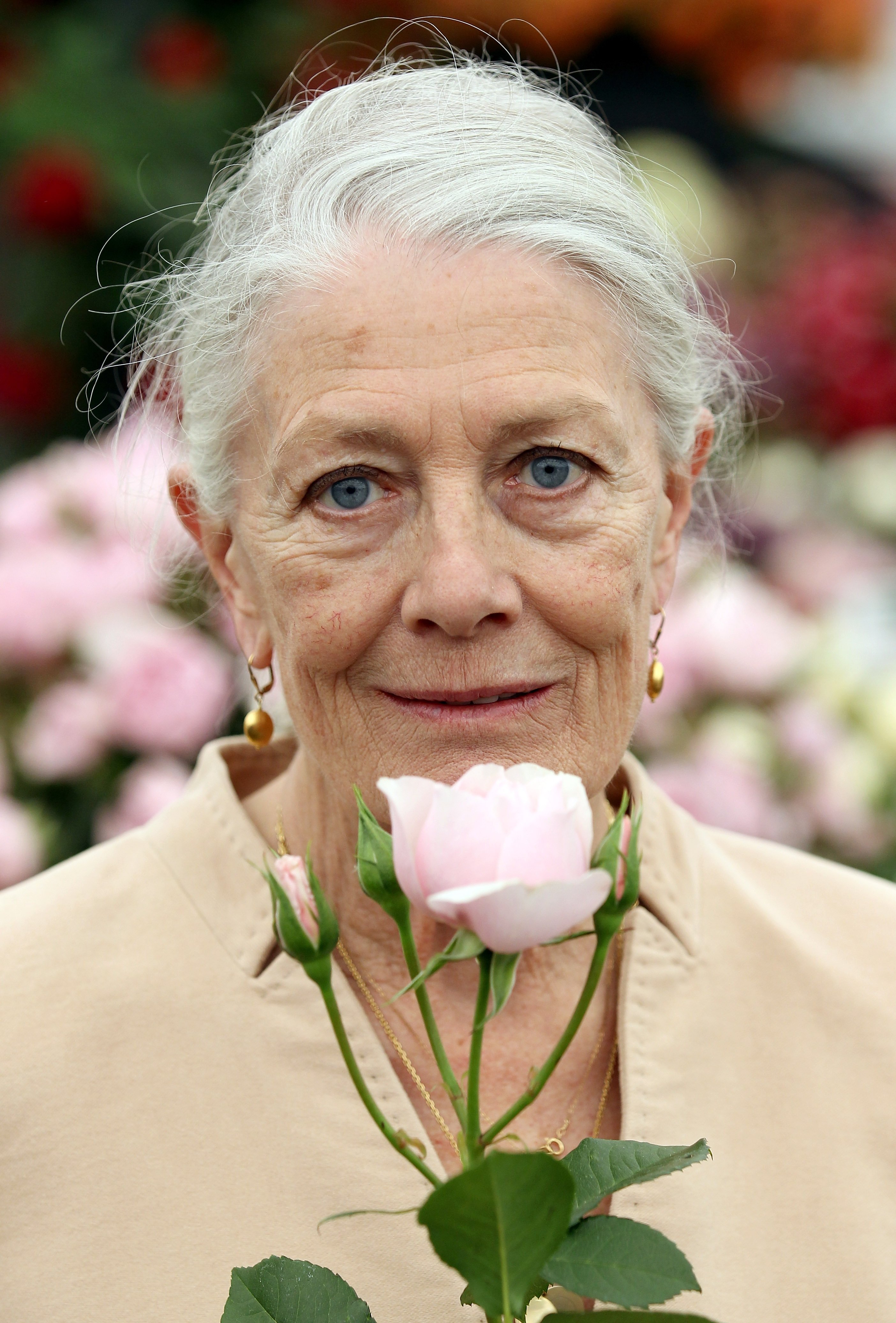 Vanessa Redgrave visits the Dobbies Garden Centres on May 23, 2011 in London, England | Source: Getty Images 