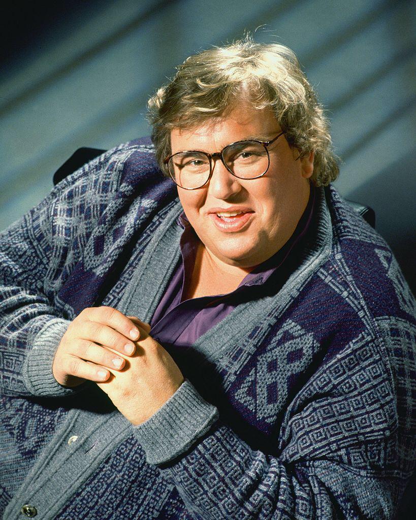 John Candy poses for a photo session on April 12, 1993 in Los Angeles, California | Photo: Getty Images