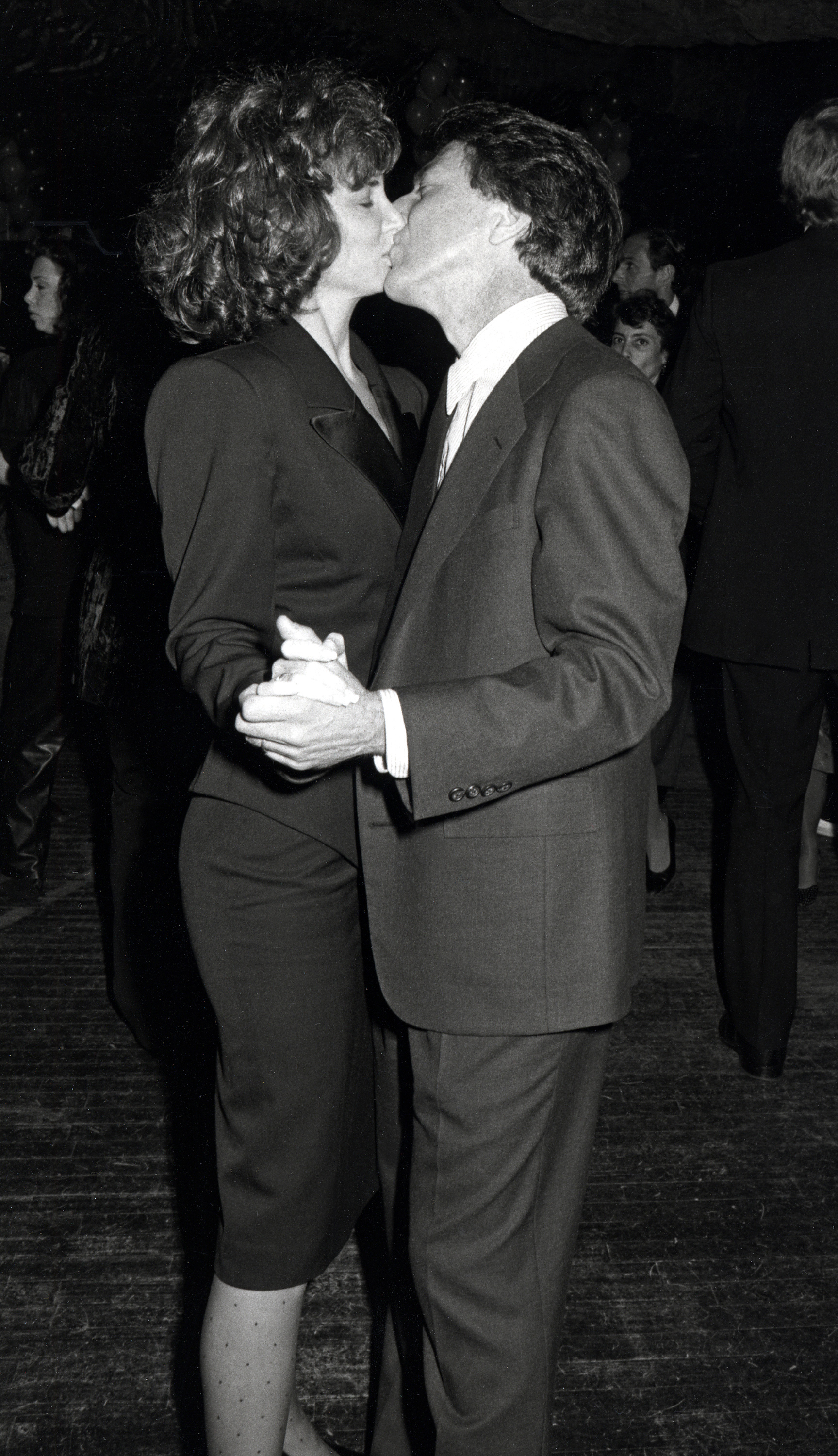 The woman and the actor during Smile Party in New York City on November 24, 1986. | Source: Getty Images