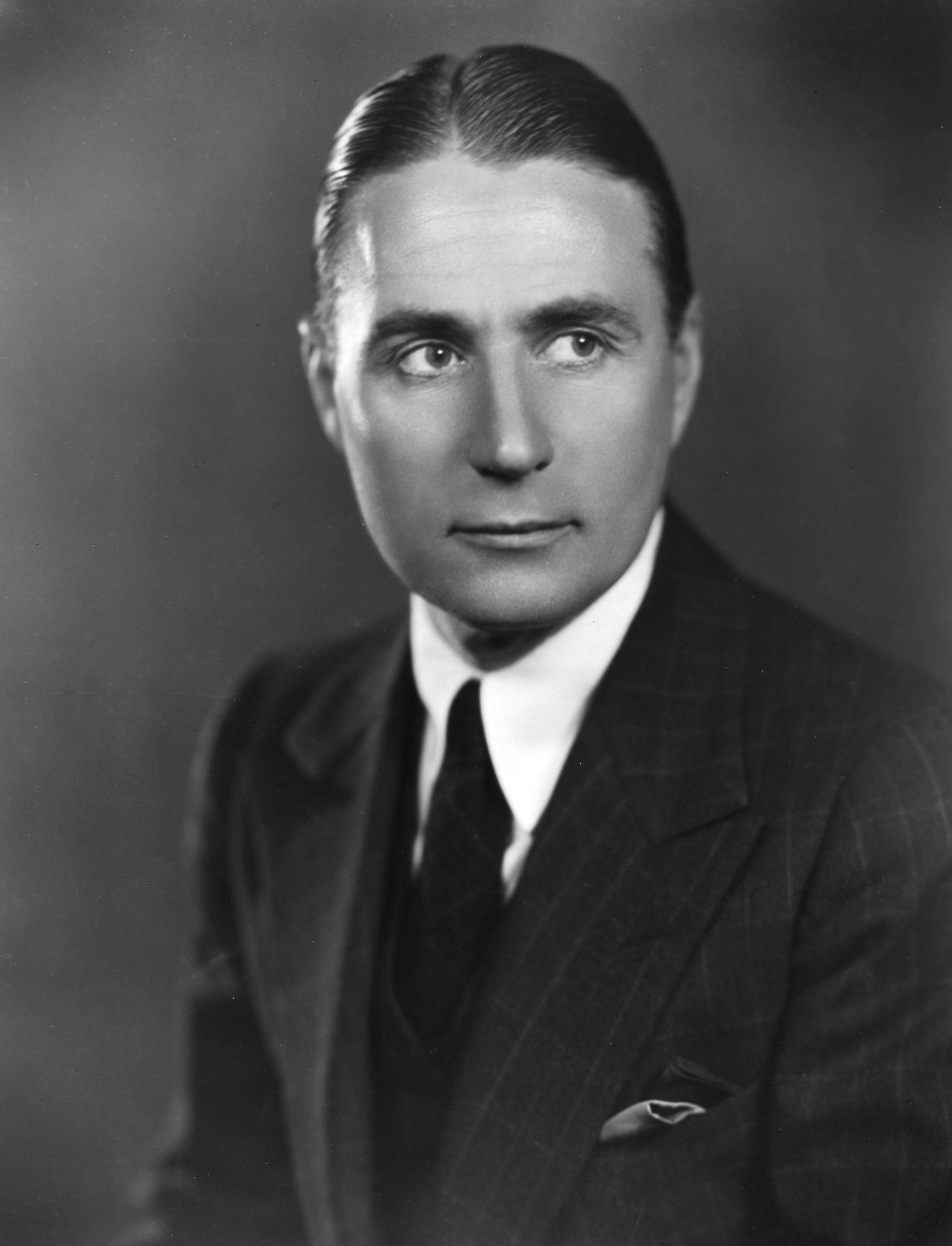 Charlie Chaplin Shared 11 Kids with 3 Different Wives — Meet the Late