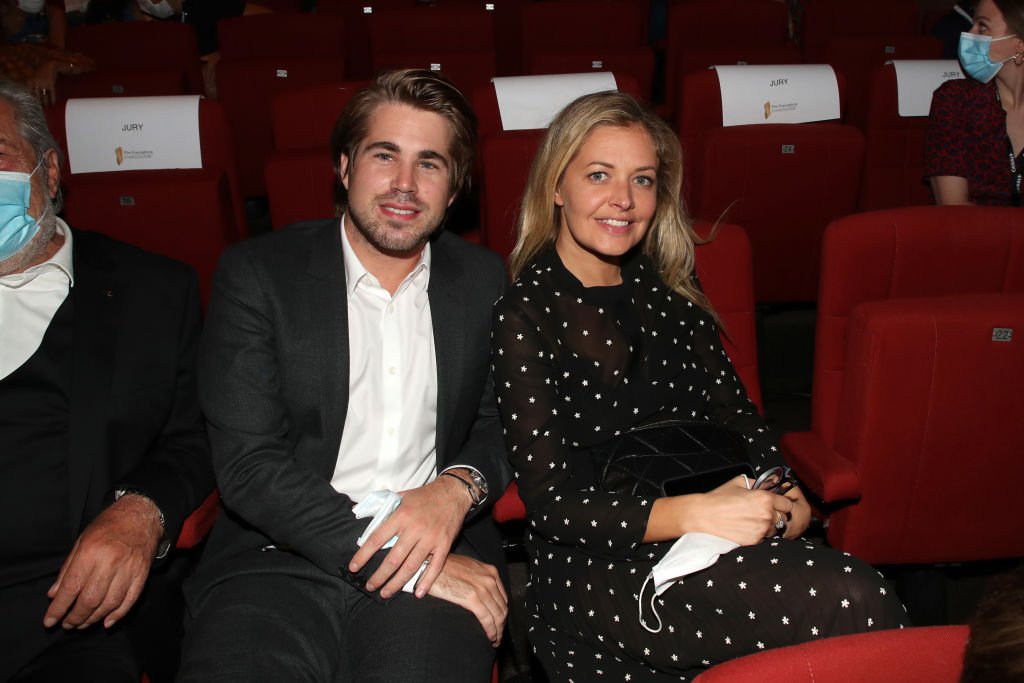 Giovanni Castaldi et sa compagne Carine Galli assistent à la cérémonie de clôture du 13ème Festival du film francophone d'Angoulême le 02 septembre 2020 à Angoulême, France. | Photo : Getty Images Giovanni Castaldi et sa compagne Carine Galli assistent à la cérémonie de clôture du 13ème Festival du film francophone d'Angoulême le 02 septembre 2020 à Angoulême, France. | Photo : Getty Images