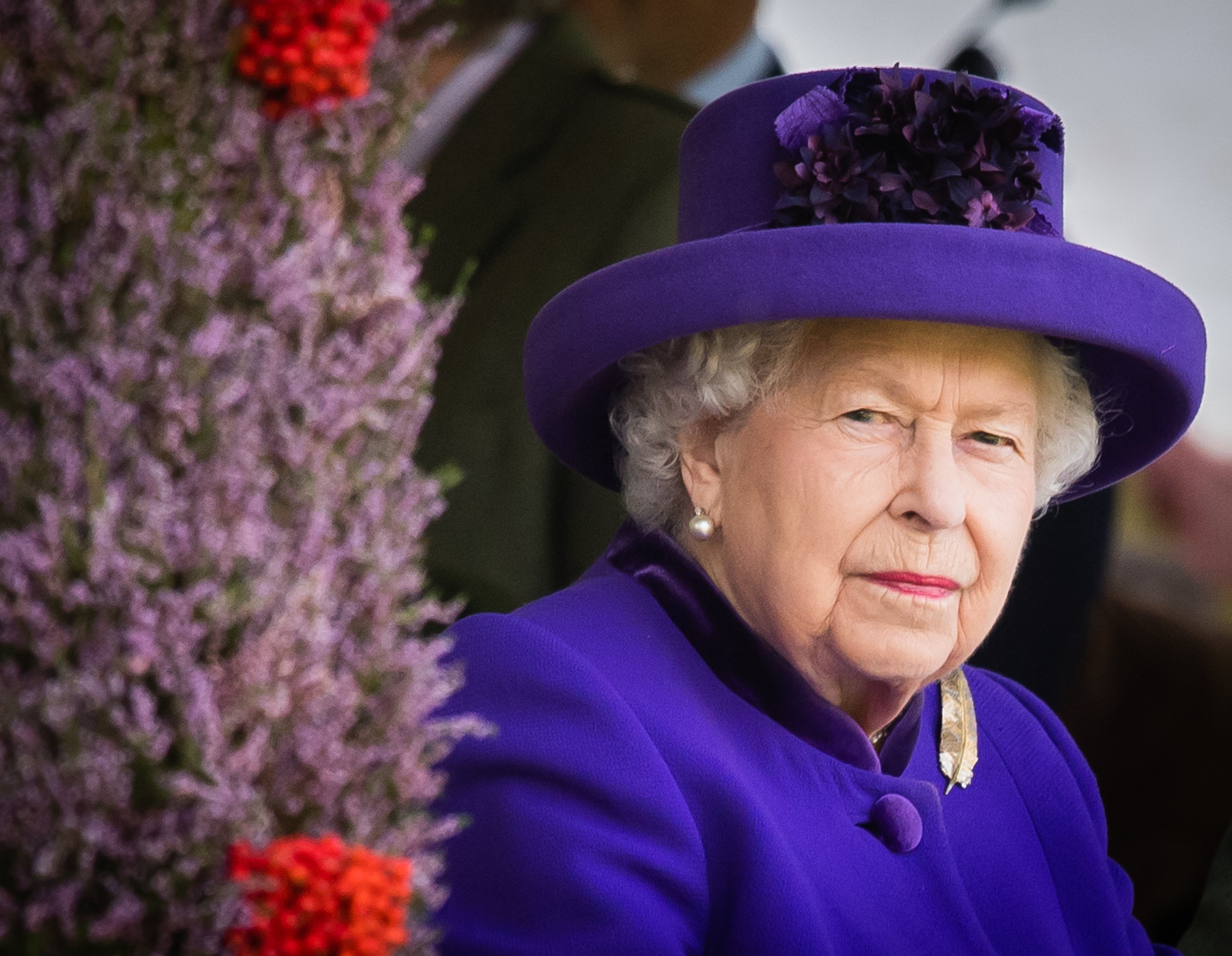 Königin Elizabeth II. nimmt an den Braemar Highland Games 2019 am 7. September 2019 in Braemar, Schottland, teil. | Quelle: Getty Images