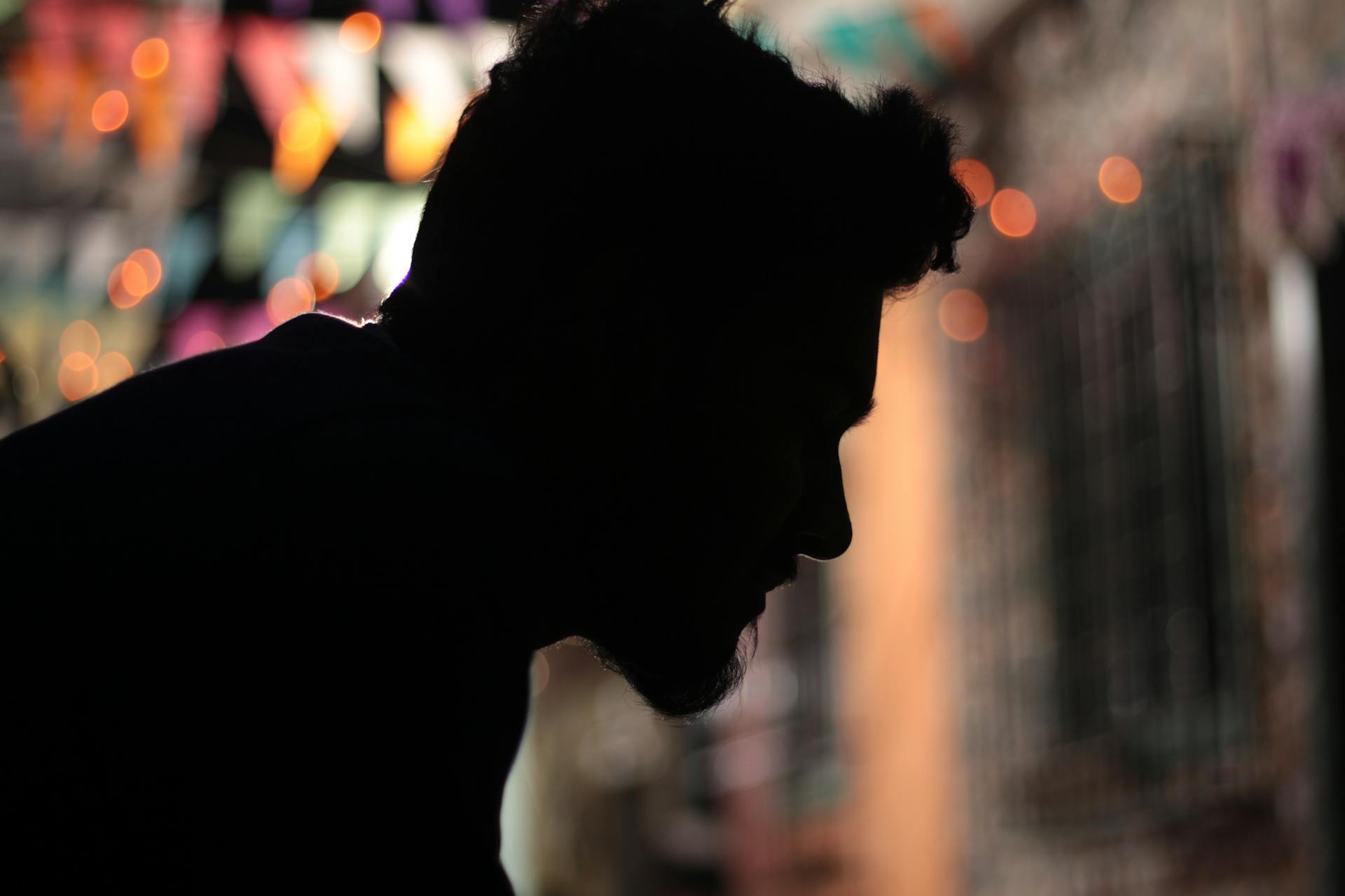 A silhouette of a man | Source: Pexels