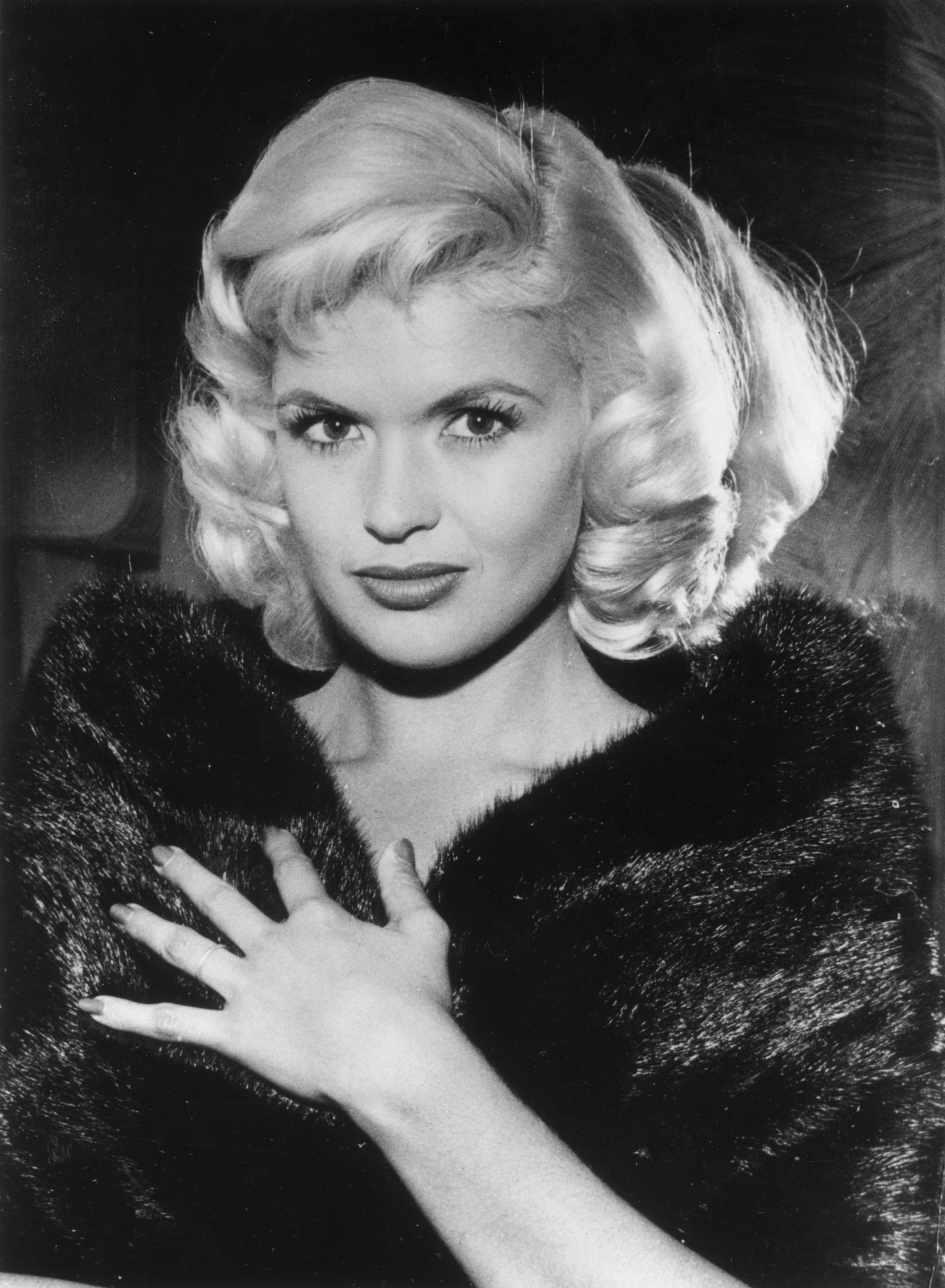 Hollywood sex symbol Jayne Mansfield (1933 - 1967), born Vera Jayne Palmer in Pennsylvania. | Source: Getty Images