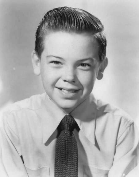 Actor Bobby Driscoll at age12 in a studio portrait taken in 1950 | Source: Wikimedia Commons/ NBC Television Network, Bobby Driscoll 1950, marked as public domain, more details on Wikimedia Commons