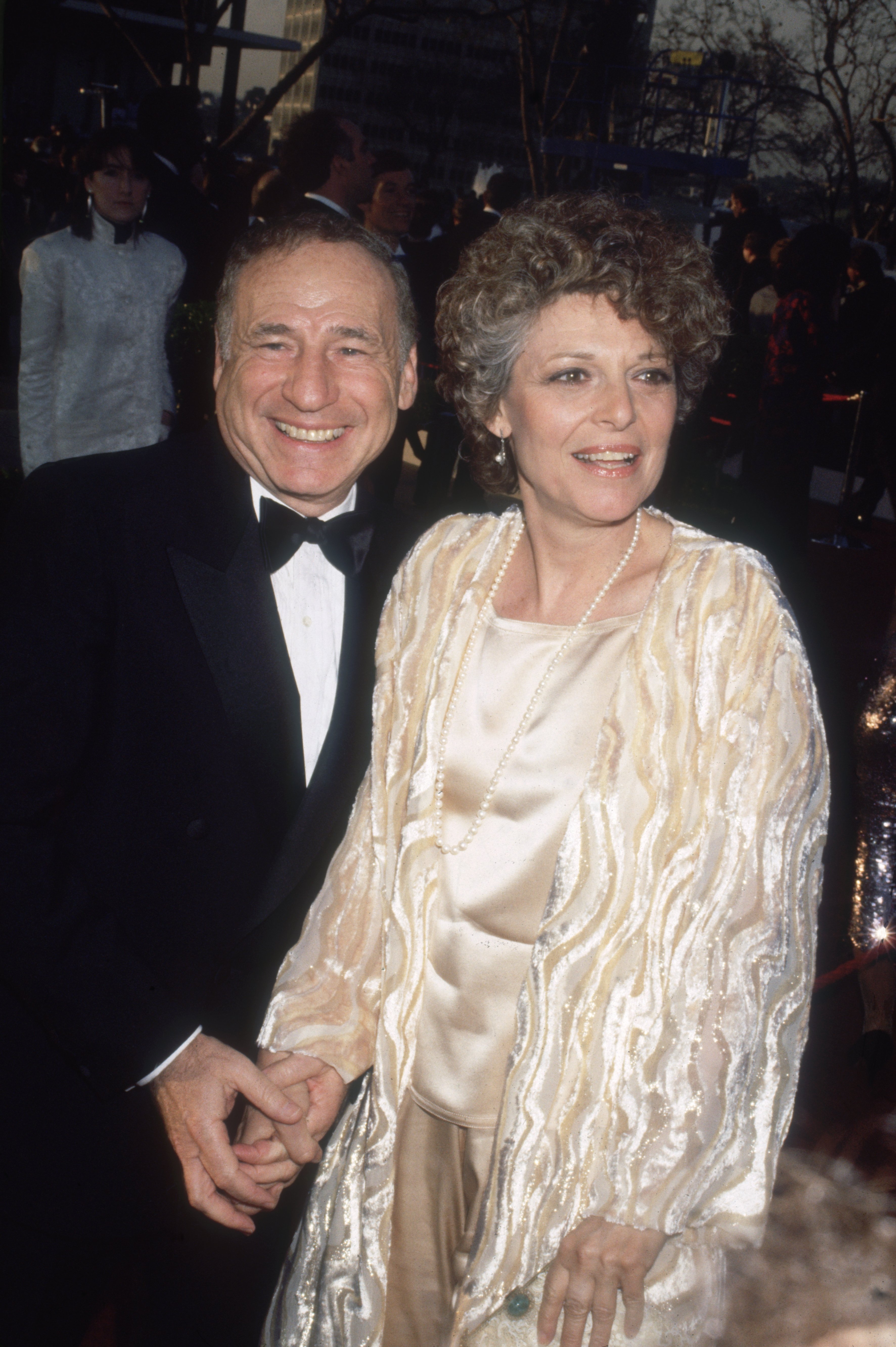 Mel Brooks and Anne Bancroft attend the Academy Awards on March 24, 1986 in Los Angeles, California ┃Source: Getty Images