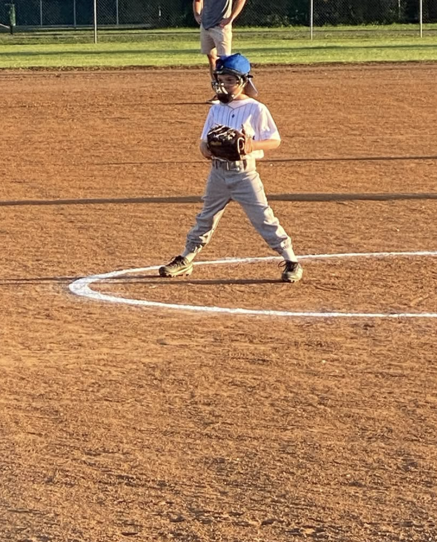 Isaiah Fisher photographed on the ball field, dated September 2021 | Source: Instagram/carrieunderwood