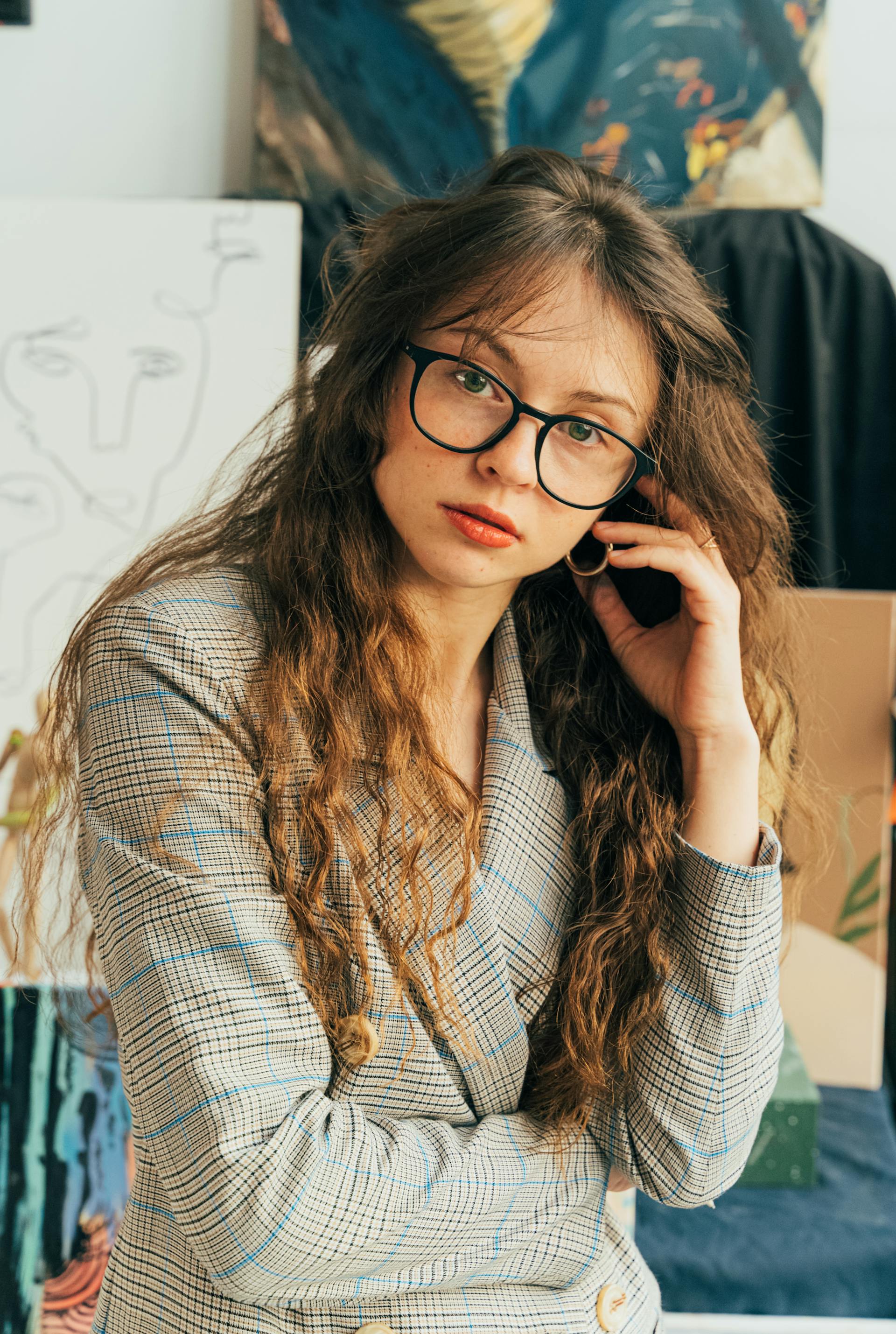 A young woman with eyeglasses | Source: Pexels