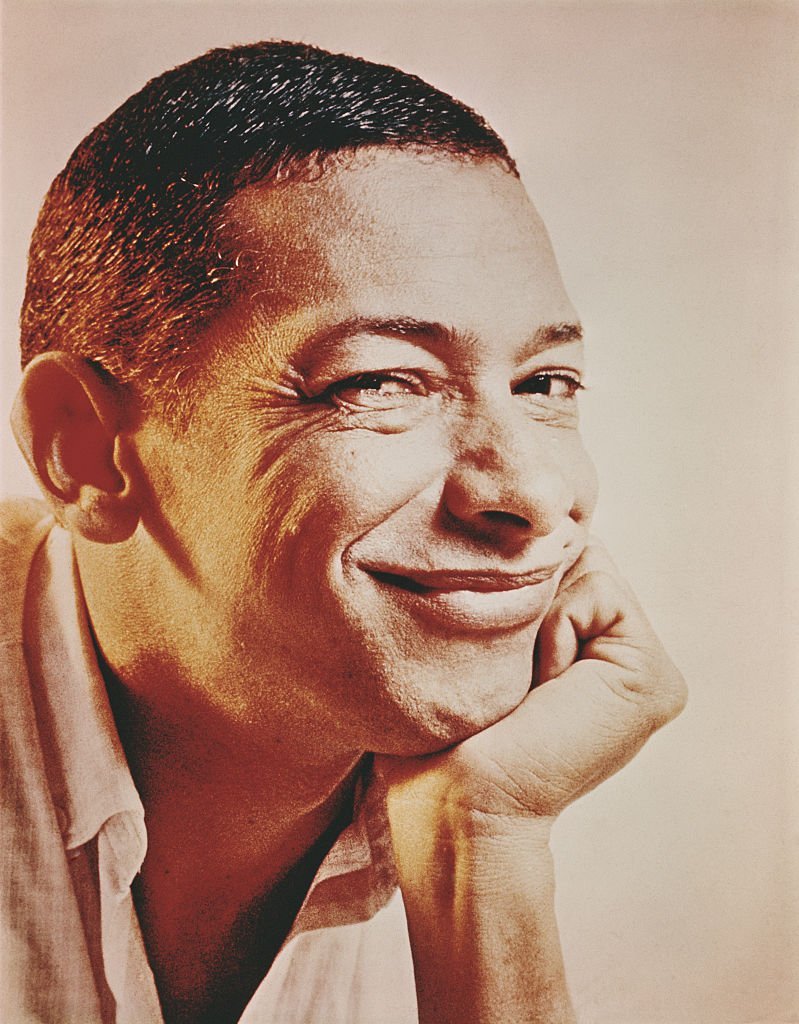 Henri Salvador a posé vers 1965 | Source : Getty Images Henri Salvador a posé vers 1965 | Source : Getty Images