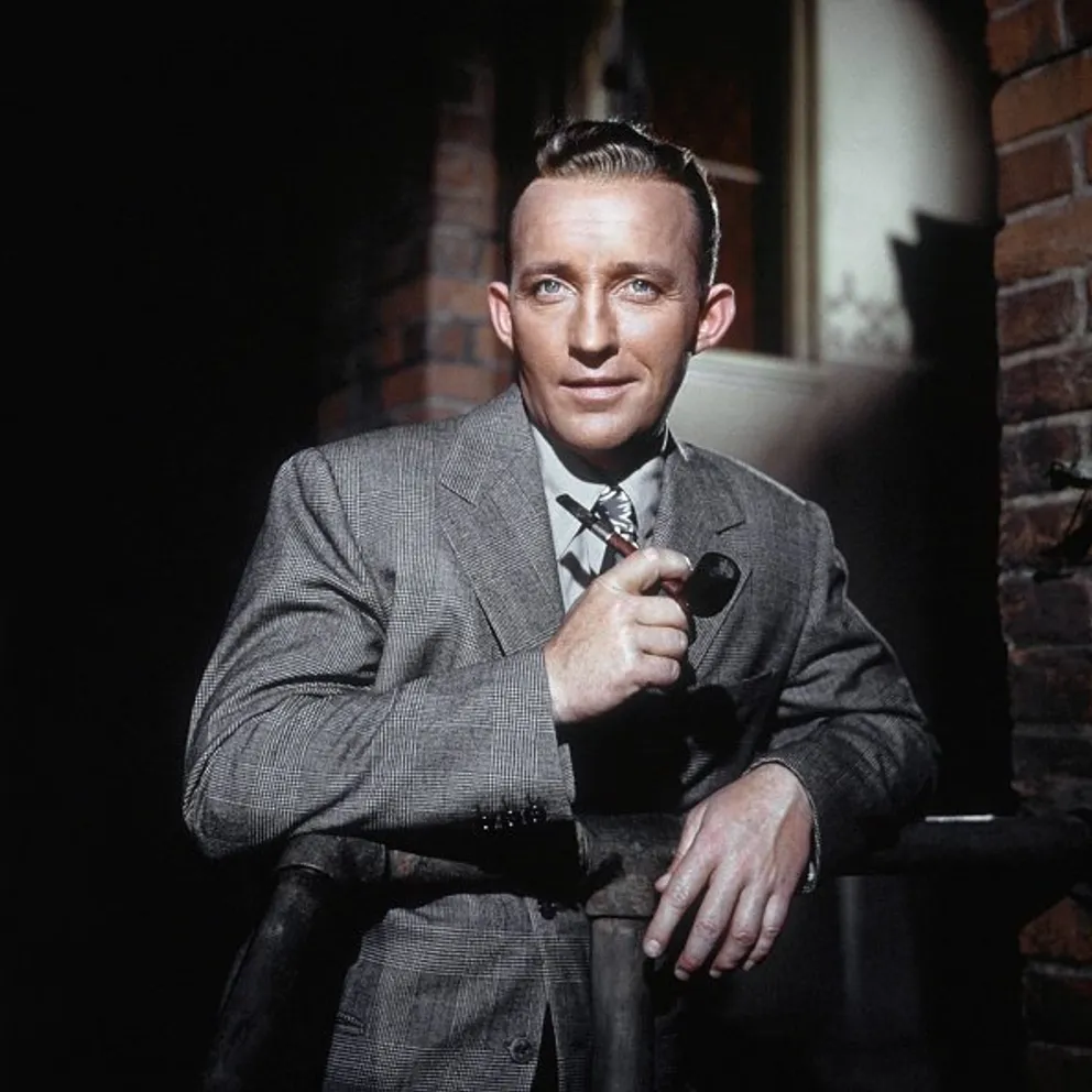 Bing Crosby poses for a portrait with pipe in circa 1950. | Source: Getty Images