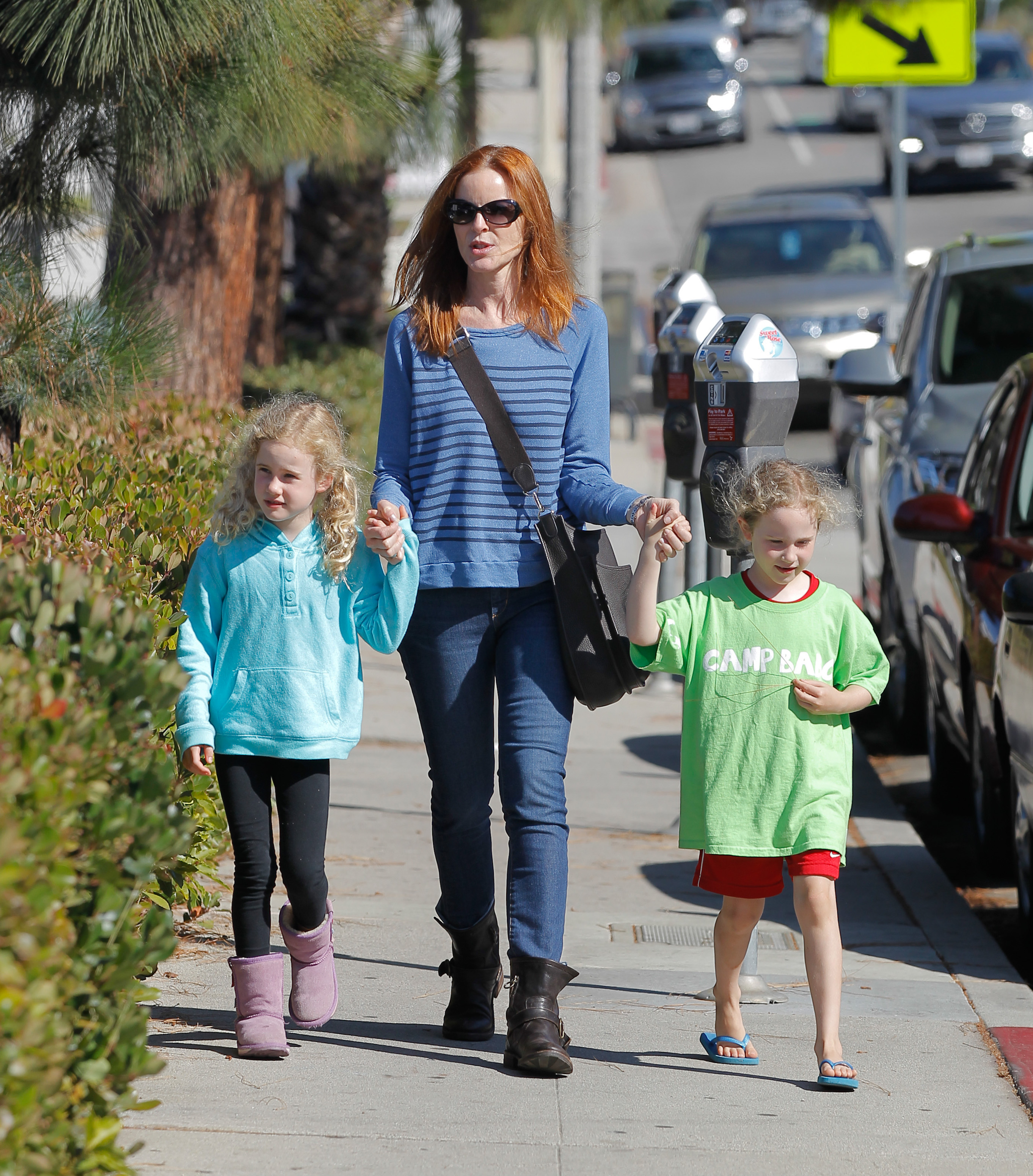 Marcia Cross and Savannah Mahoney and Eden Mahoney seen on August 10, 2013 in Los Angeles. | Source: Getty Images