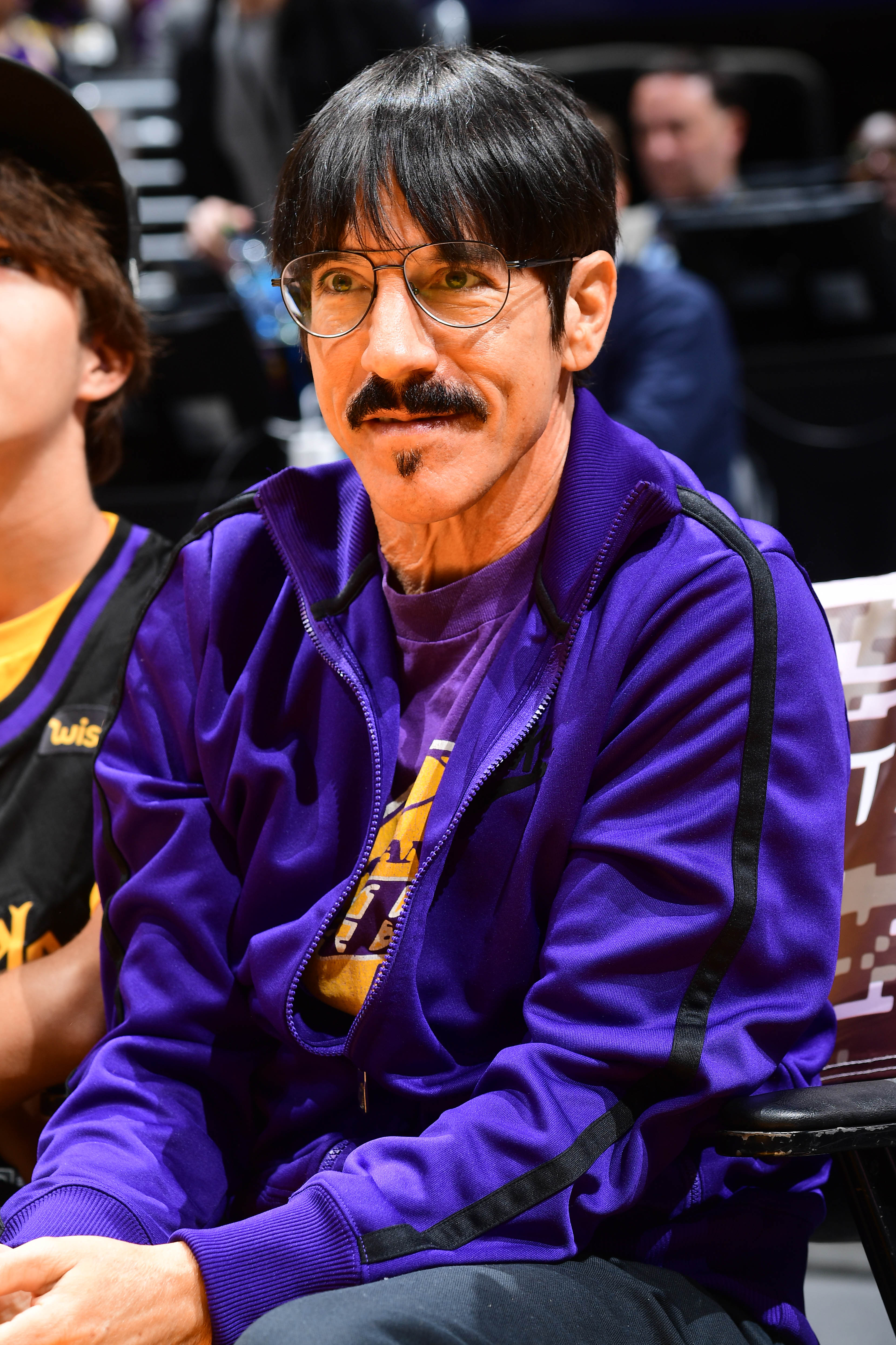 Anthony Kiedis at an NBA game on November 20, 2022, in Los Angeles, California. | Source: Getty Images