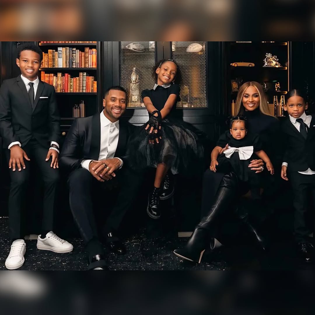 Russell Wilson and Ciara posing for a family portrait with their kids, Future Wilburn, Sienna, Amora, and Win Wilson. | Source: Instagram/dangerusswilson
