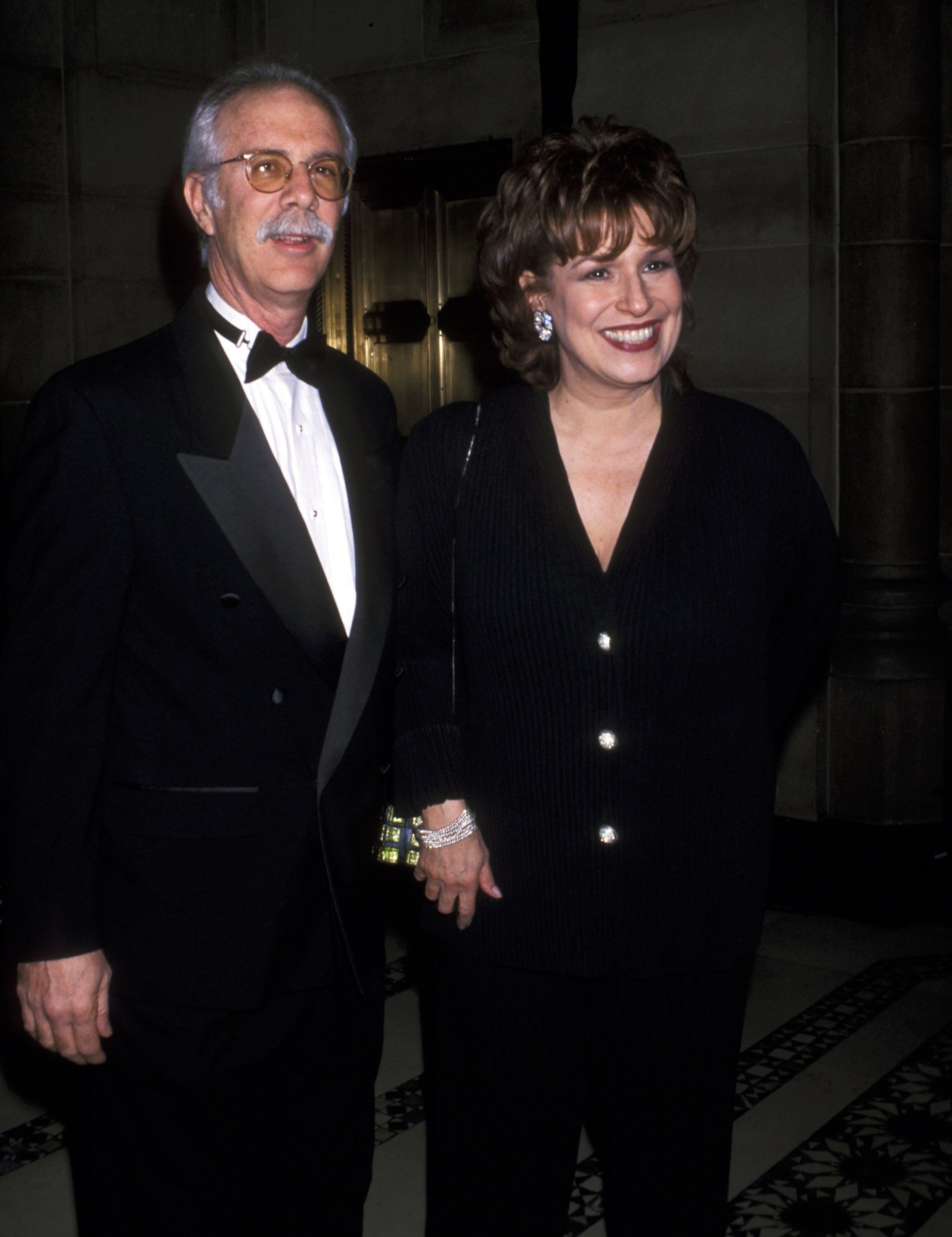 Steve Janowitz and Joy Behar at The Children's Hearing Institute Gala on April 26, 2001 | Source: Getty Images