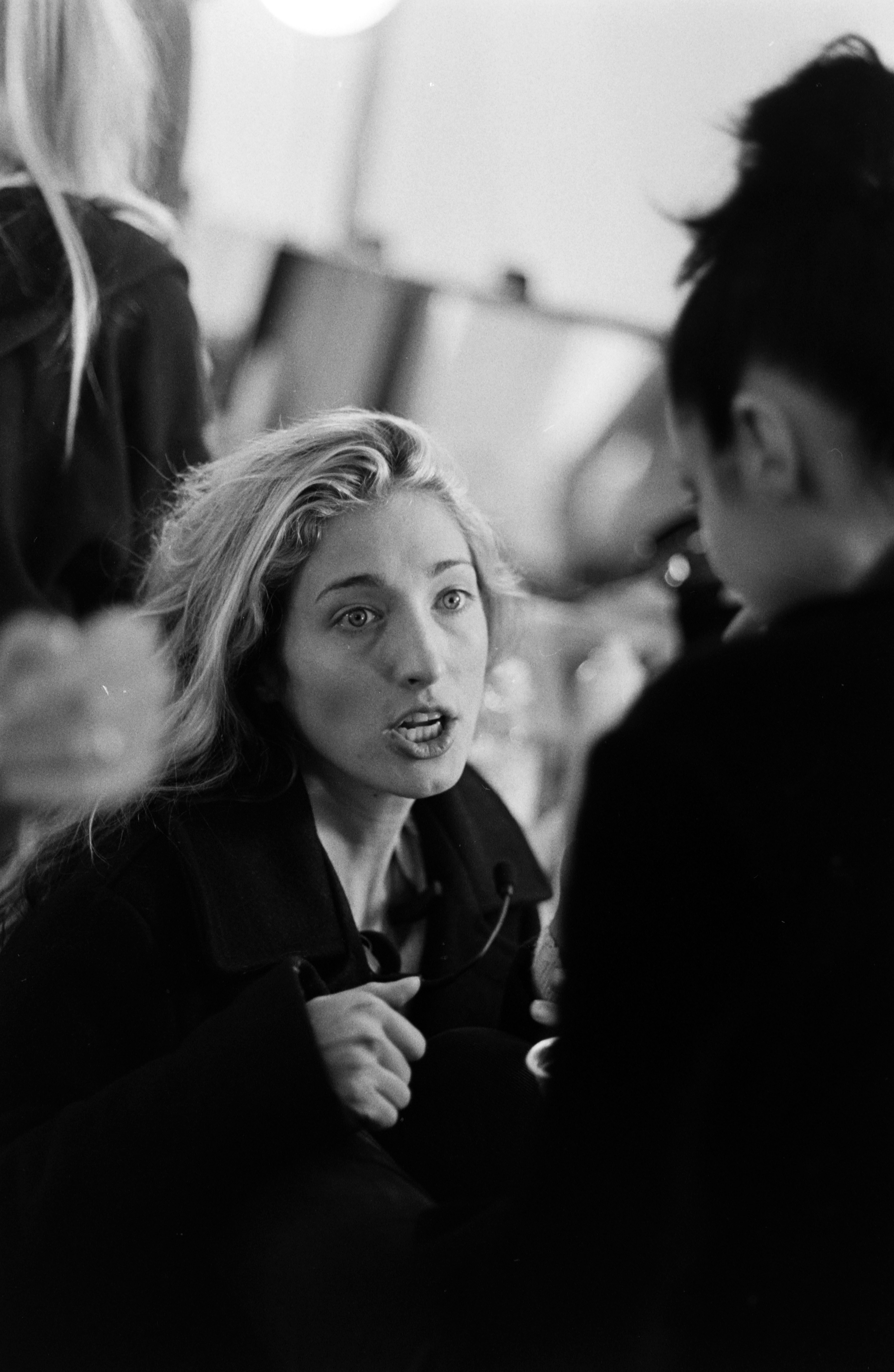 Carolyn Bessette at the Calvin Klein Collection Fall 1995 Ready To Wear Runway Show | Source: Getty Images