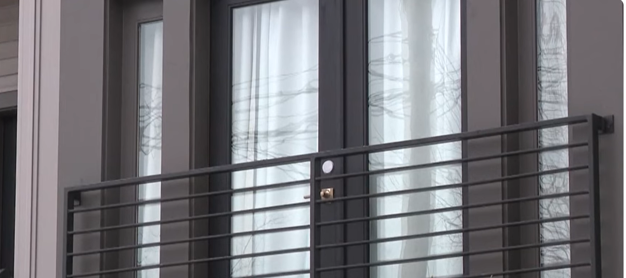 A photo of Spencer and Monique Tepe's residence, seen from a video post dated January 5, 2026. | Source: YouTube/WKYCChannel3