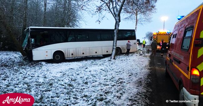 Un bus scolaire a eu un accident de la route avec un camion : sept collégiens blessés