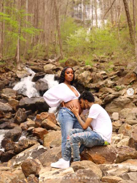 Toie Roberts and Lil Poppa posing for a photo while Toie was pregnant, posted on March 3, 2026. | Source: Instagram/t4ysav