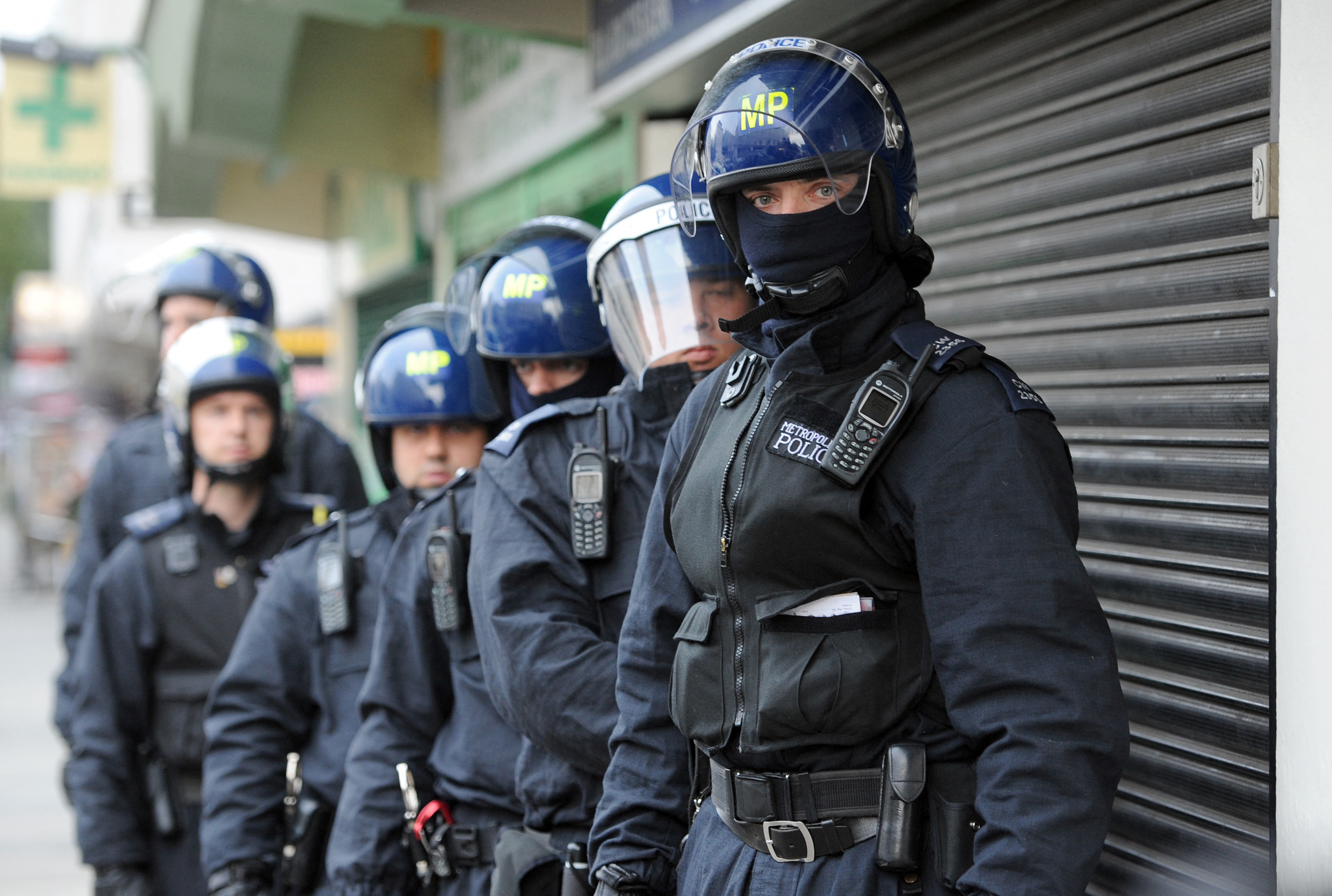 Police carrying out a raid in Woodstock, England. | Source: Getty Images