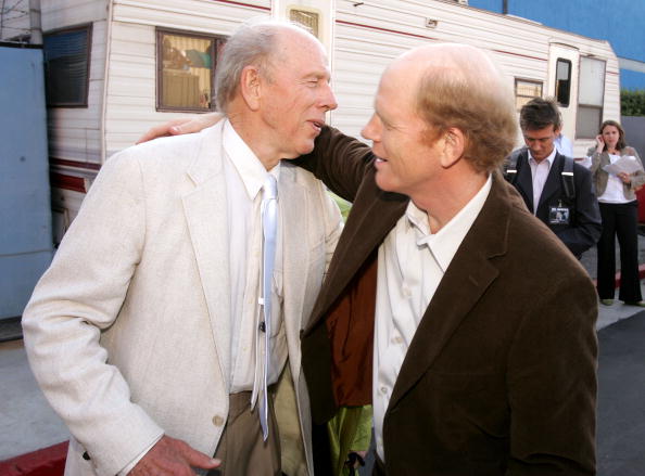 Rance Howard and Ron Howard at Universal CityWalk on May 23, 2005 in Universal City, California. | Photo: Getty Images