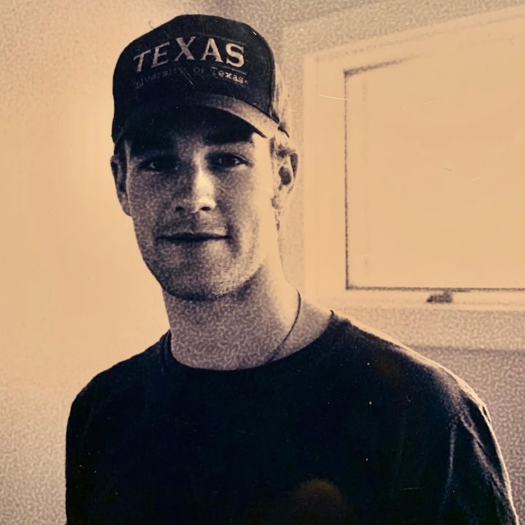 James Van Der Beek posing for a photo from back in the day, posted on October 15, 2020. | Source: Instagram/vanderkimberly