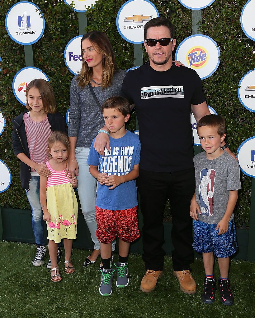 Mark Wahlberg, Rhea Durham and their children attend Safe Kids Day at The Lot on April 26, 2015 in West Hollywood, California. | Photo: Getty Images