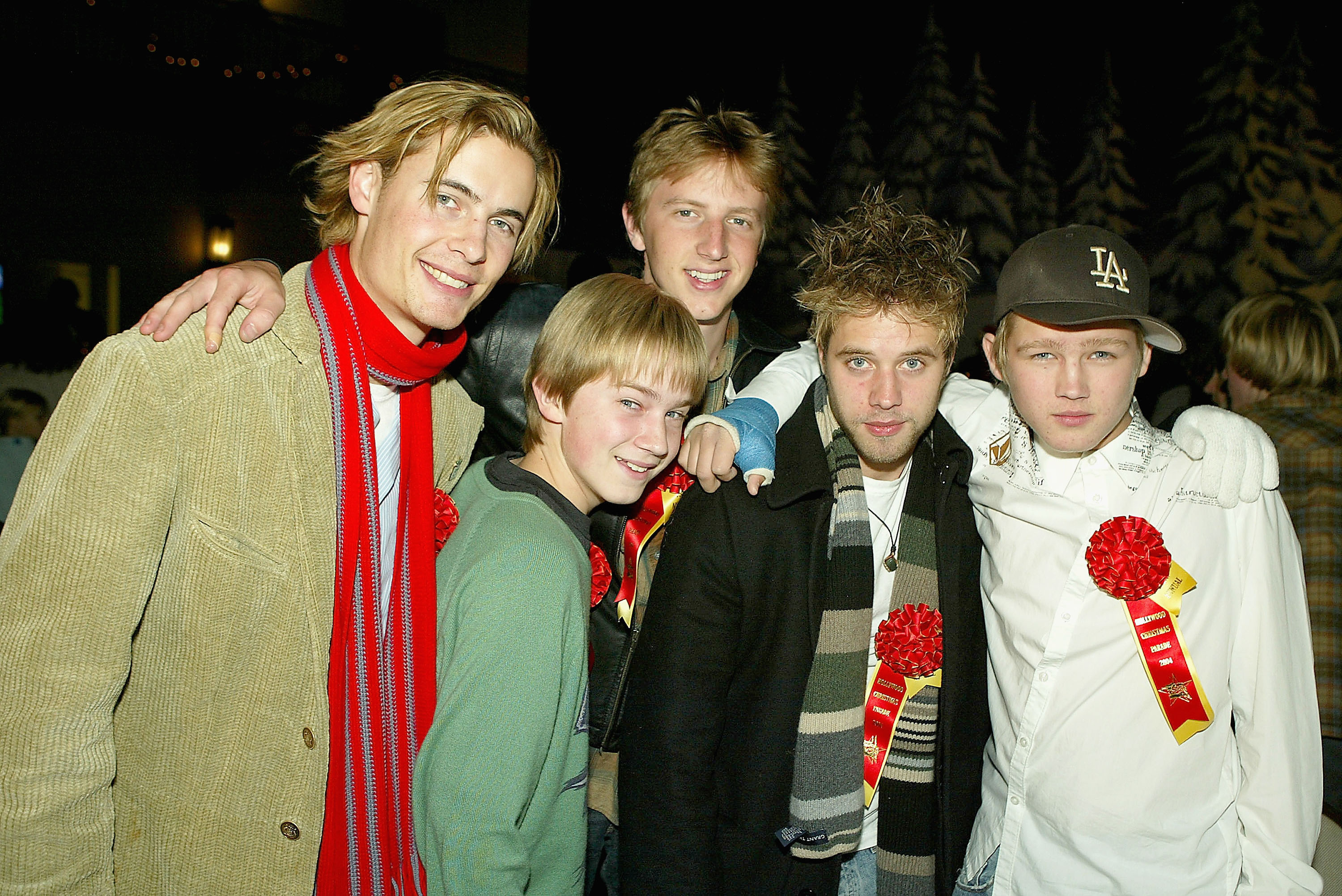 Erik von Detten, Jason Dolley, Andrew Eiden, Shaun Sipos, and Evan Ellingson at the 73rd Annual Hollywood Christmas Parade in Hollywood, California, on November 28, 2004. | Source: Getty Images