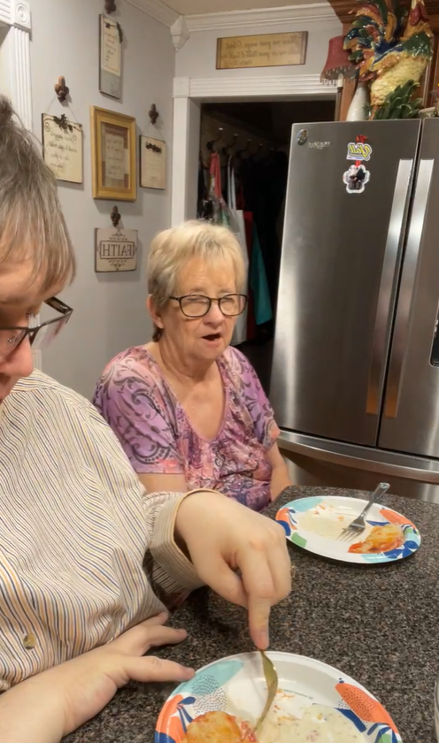 After finishing the dish, John and Frances sampled the recipe and talked about the results. Frances especially complimented the tomatoes, creating one of the final lighthearted moments from the broadcast. | Source: Facebook/coffeetimewithjohnandmomma