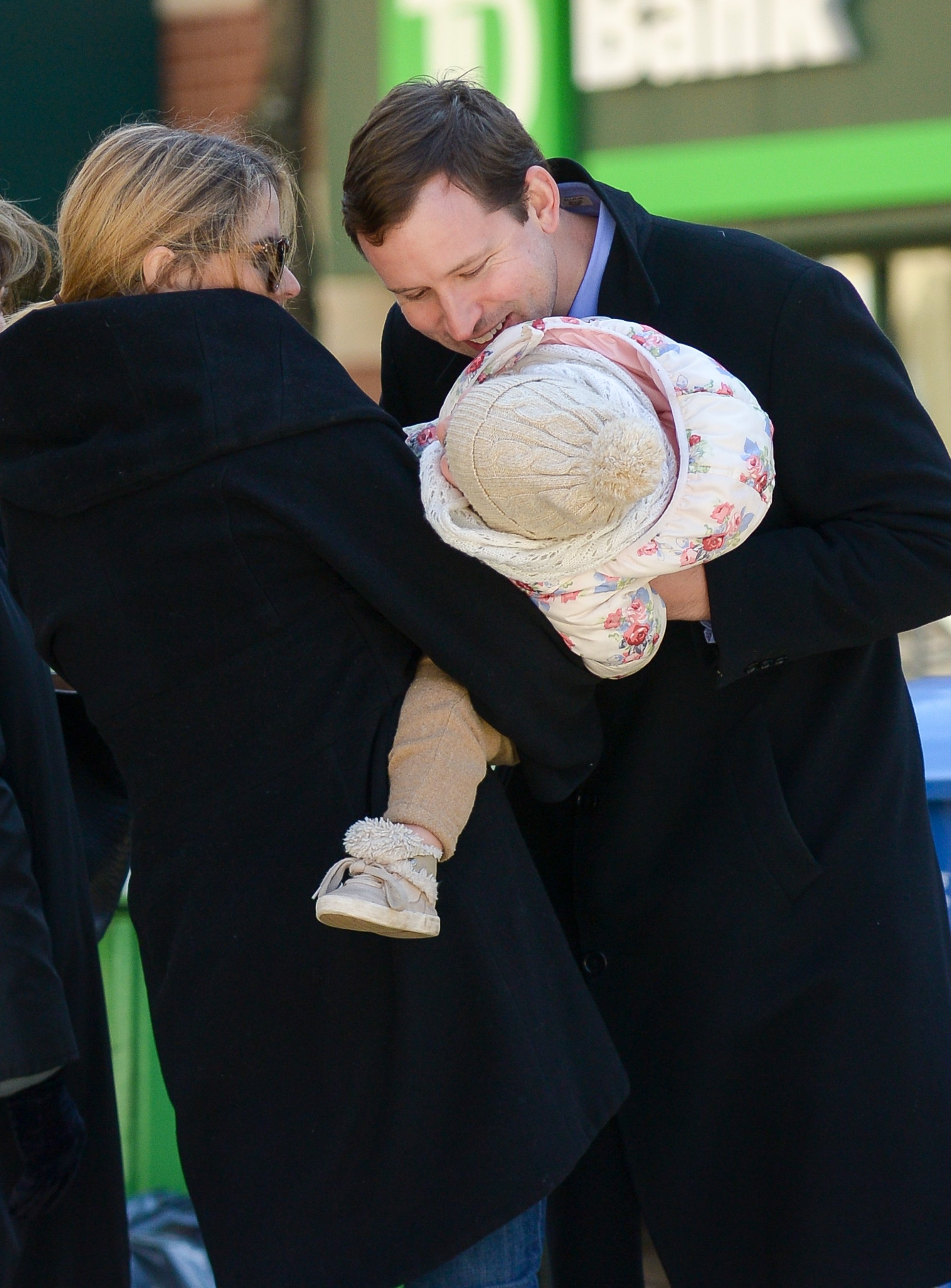 Jenna Bush Hager, ihre Tochter Mila Hager und ihr Ehemann Henry Hager, 2015 | Quelle: Getty Images