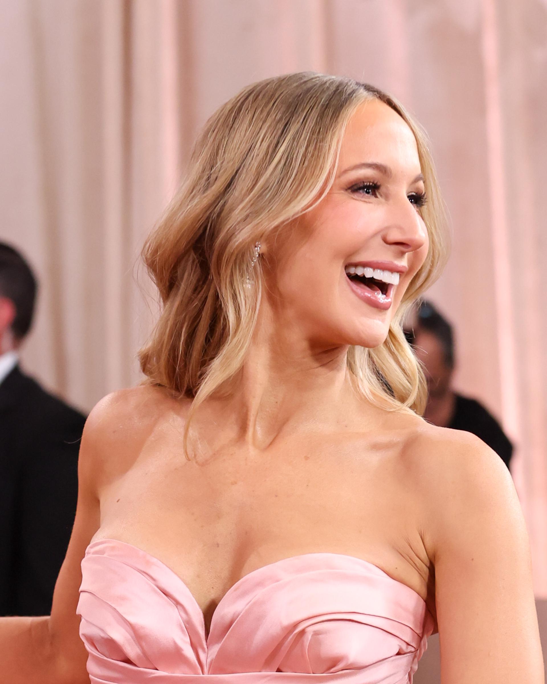 Nikki Glaser attends the Golden Globes on January 11, 2026 | Source: Getty Images