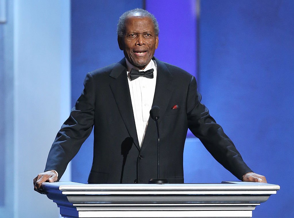 Sidney Poitier speaks at the 44th NAACP Image Awards - show held at The Shrine Auditorium on February 1, 2013. | Photo: Getty Images