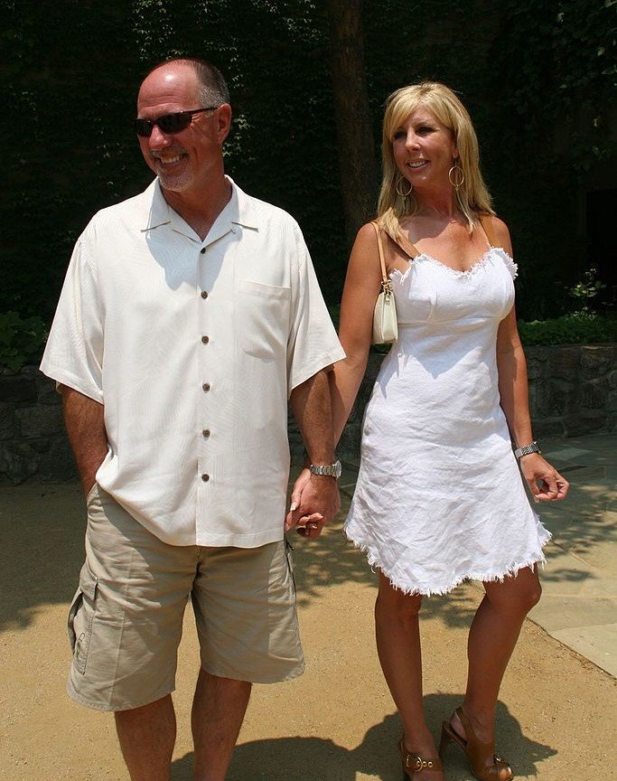 Vicki and Donn Gunvalson on the set of "Real Housewives of Orange County" | Source: Getty Images