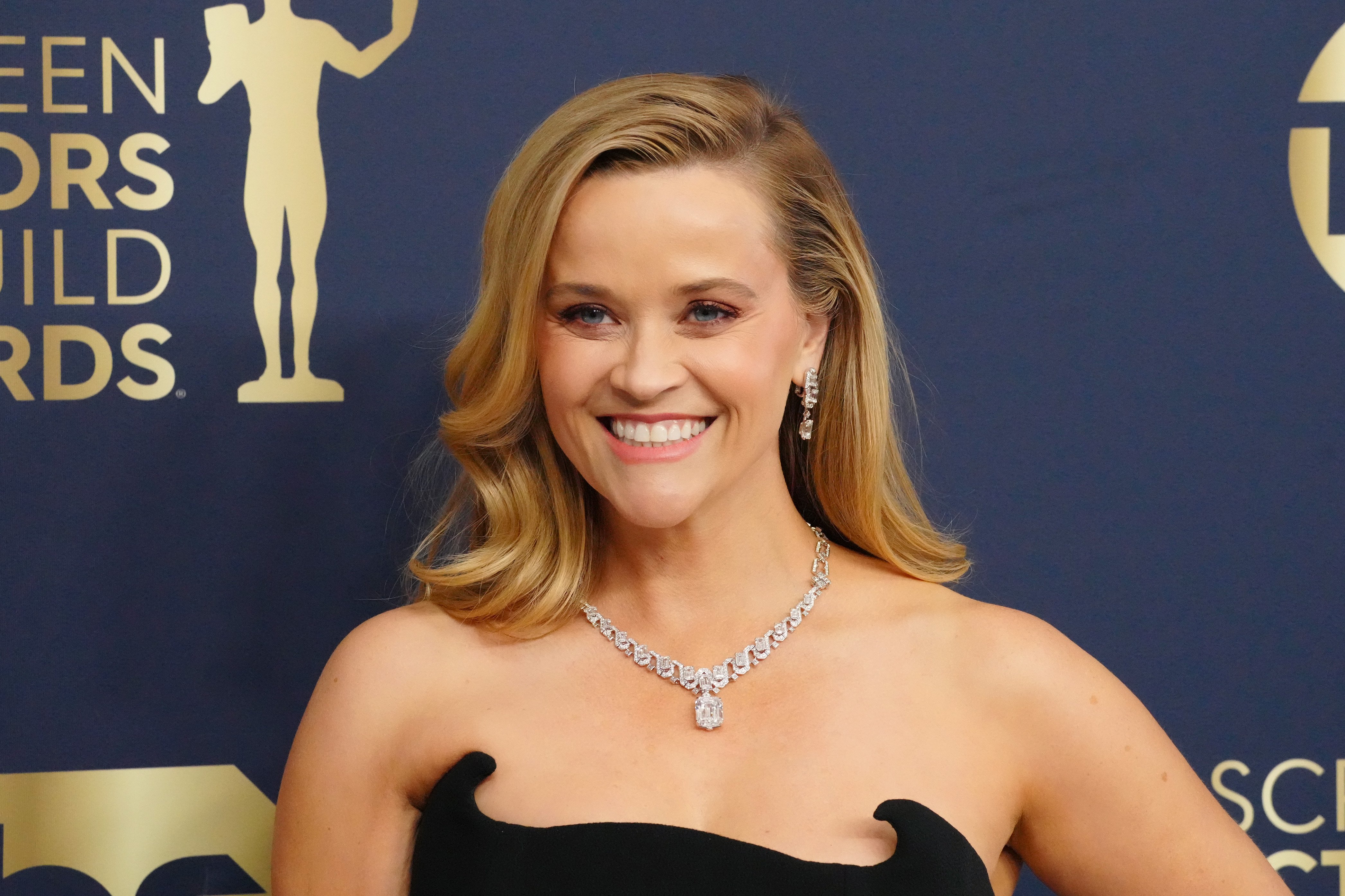 Reese Witherspoon at the 28th Annual Screen Actors Guild Awards on February 27, 2022 | Source: Getty Images