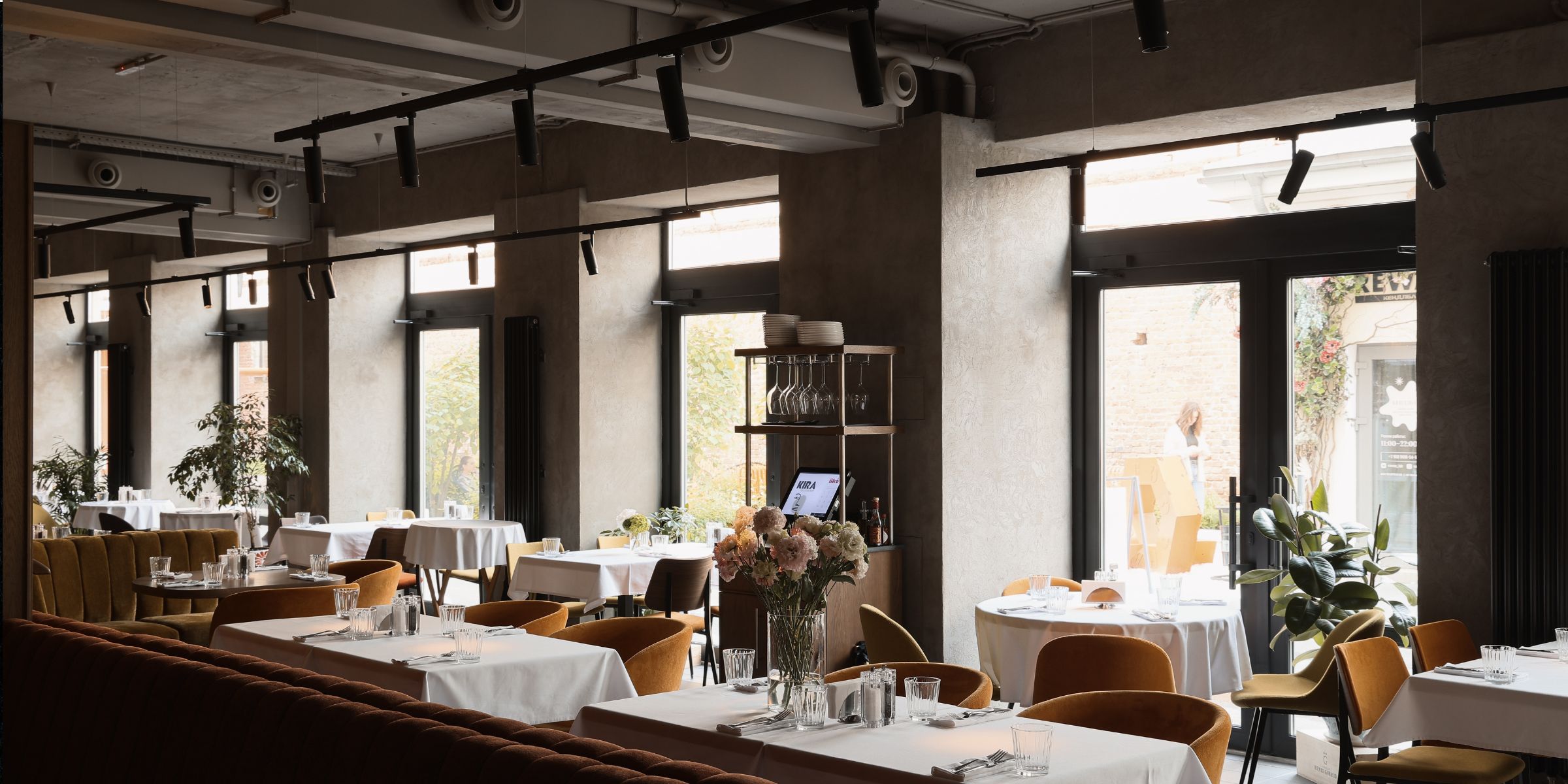 A fine dining restaurant | Source: Shutterstock