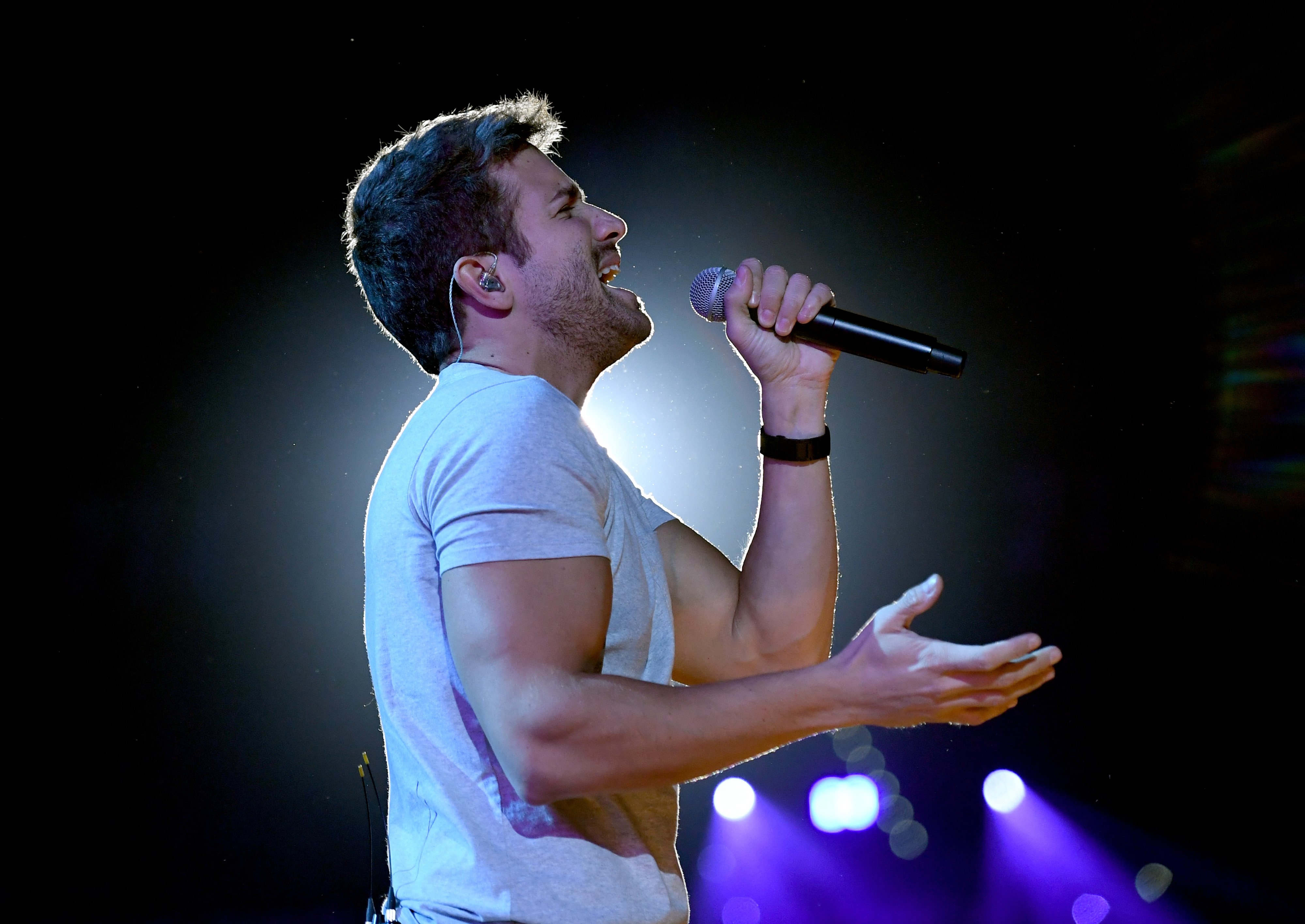 Pablo Alborán en la 19° entrega de los Grammy Latino, en Las Vegas, Nevada, 2018 || Fuente: Getty Images Pablo Alborán en la 19° entrega de los Grammy Latino, en Las Vegas, Nevada, 2018 || Fuente: Getty Images