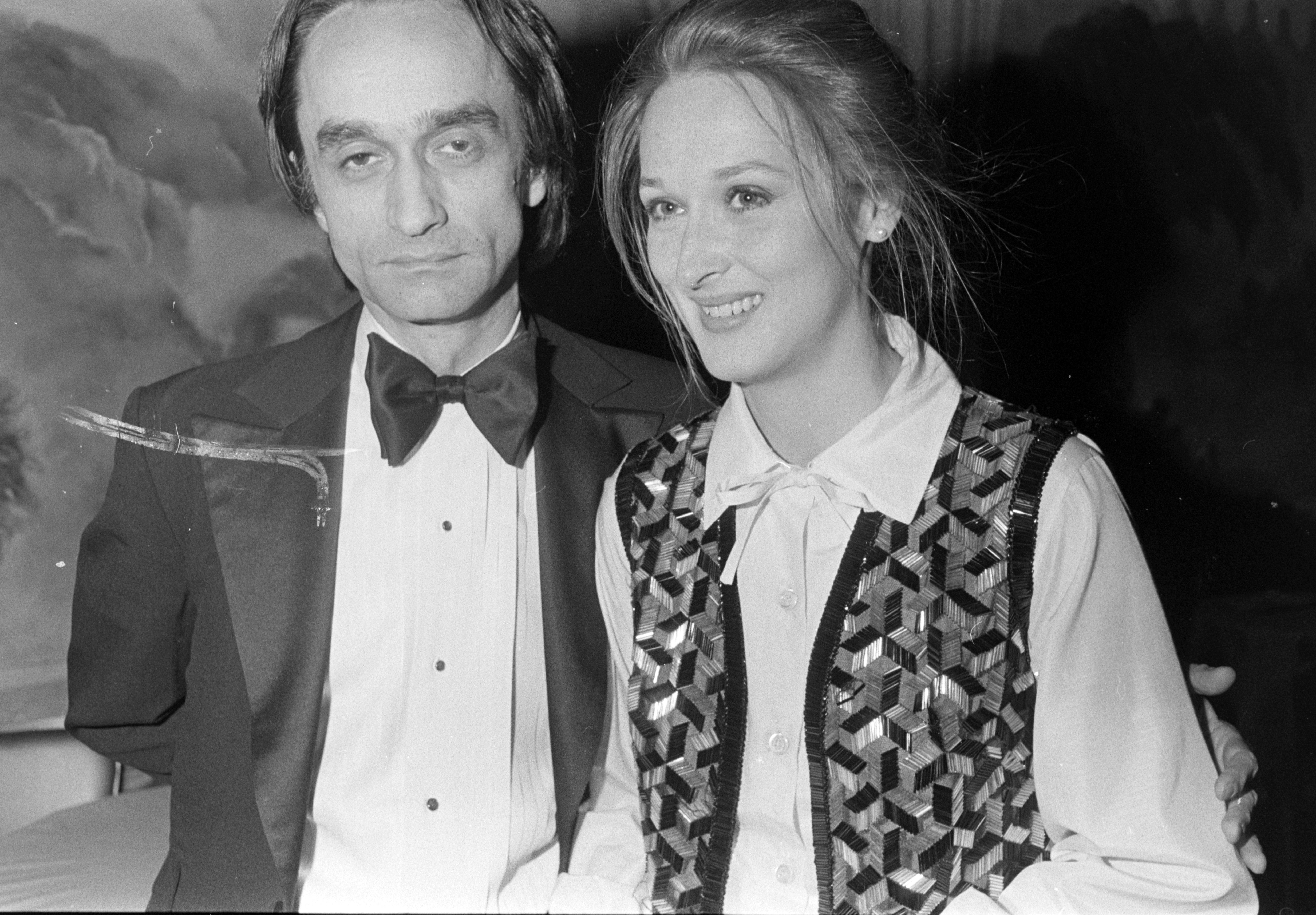 John Cazale and Meryl Streep at a party at the Hotel Pierre on November 19, 1976 in New York City. | Source: Getty Images